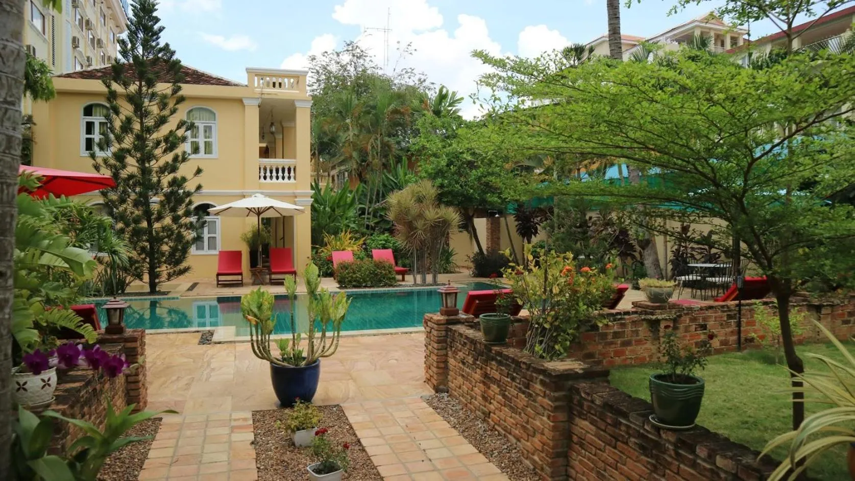 Swimming pool in La Villa