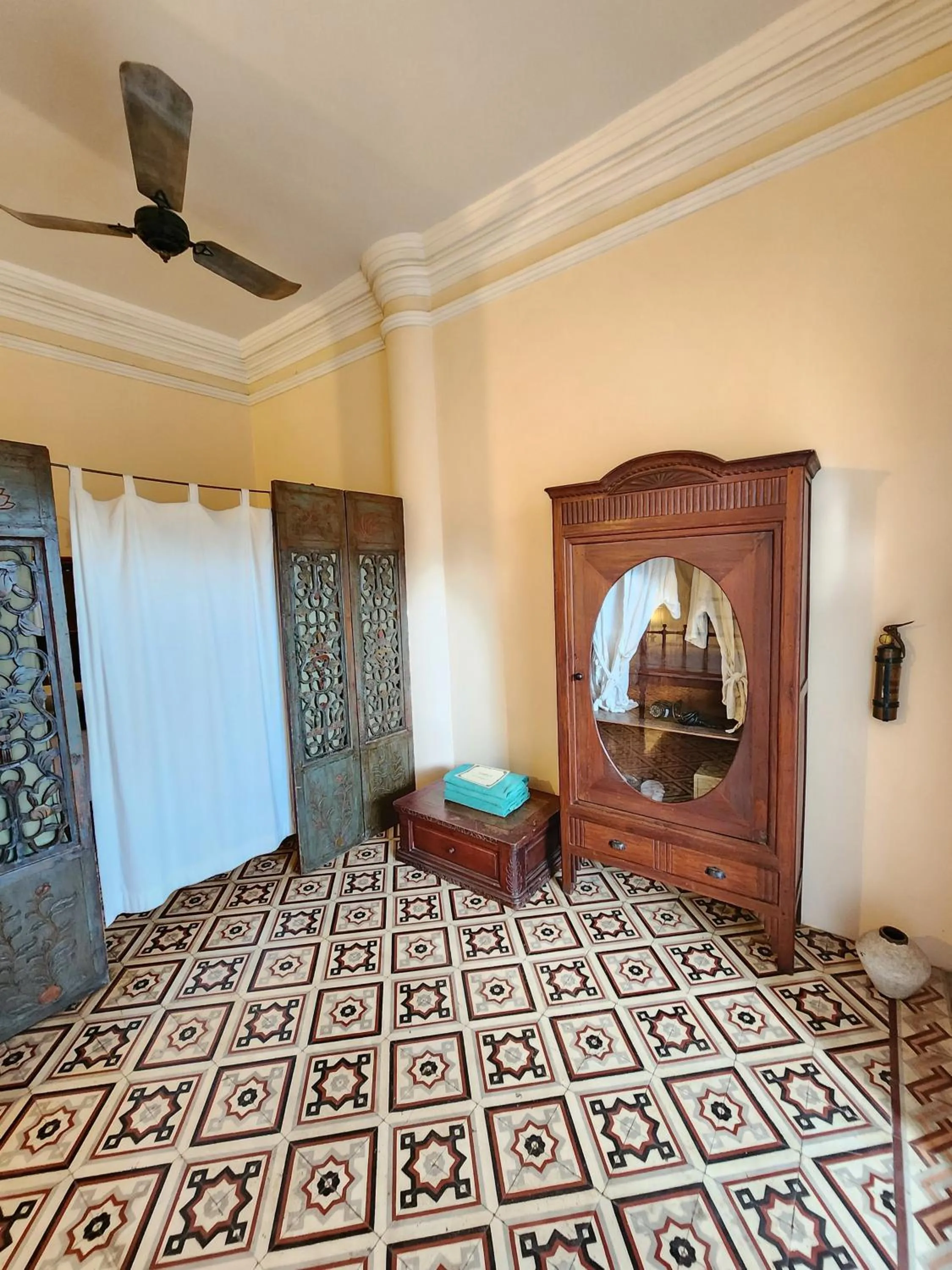 Photo of the whole room, Bed in La Villa