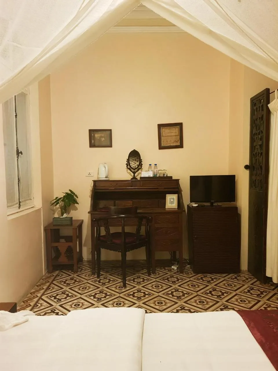 Seating area, Bed in La Villa