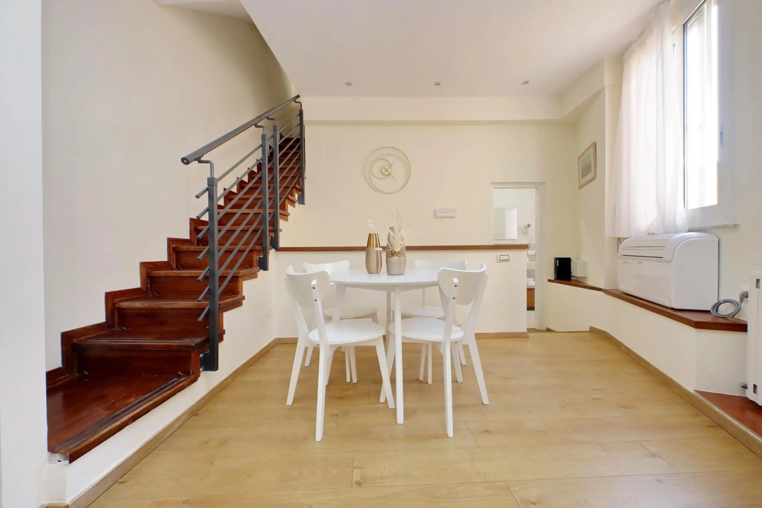 Living room in Trevi Rome Suite