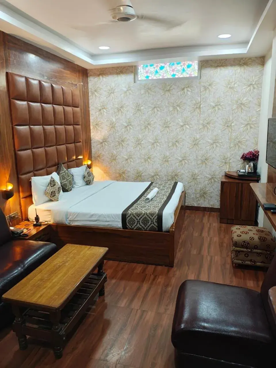 Deluxe King Room in Hotel SP International Deluxe King Room in Hotel SP International