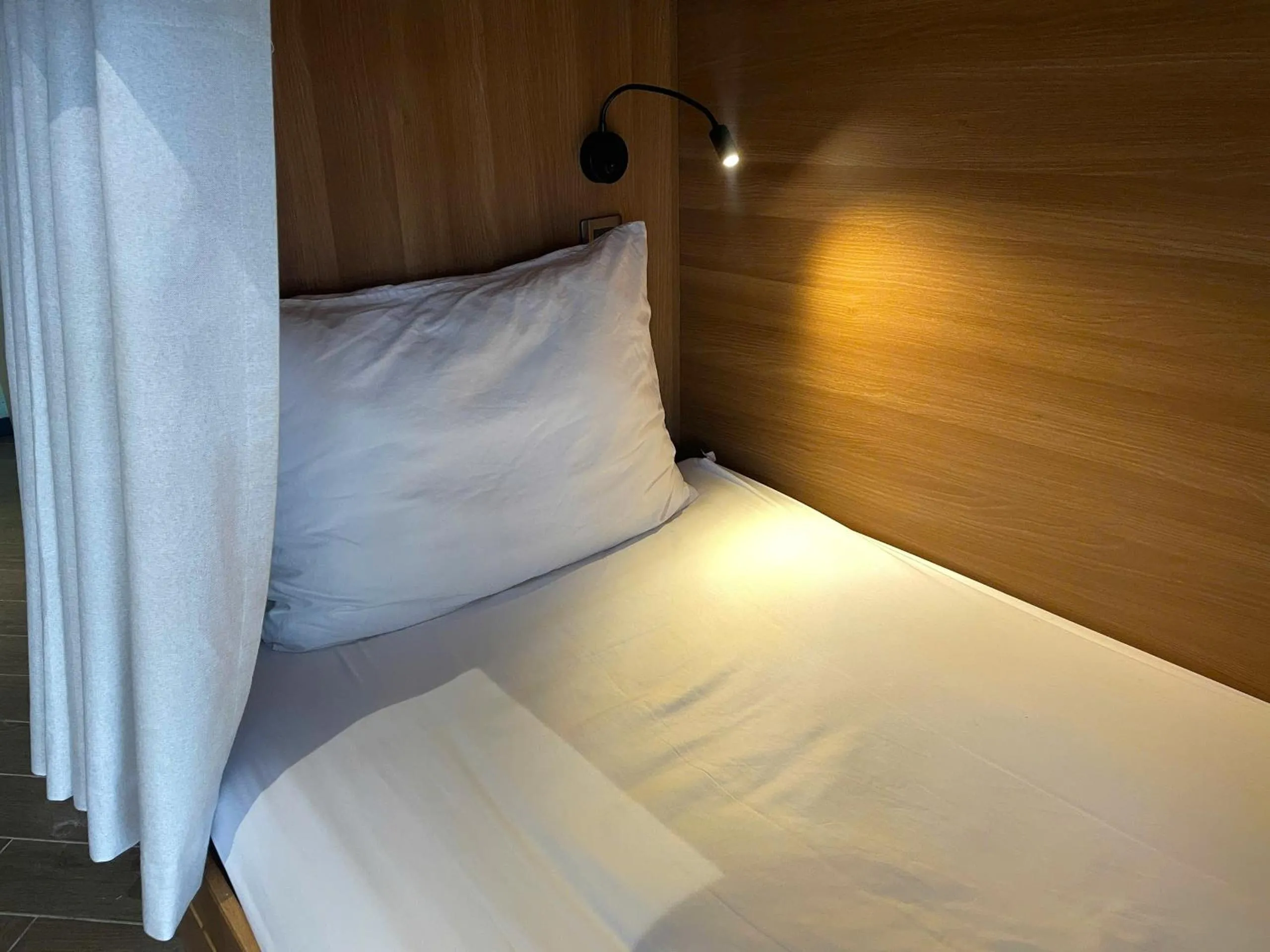 Bed in Tropical Dorm Hostel Da Nang by Haviland