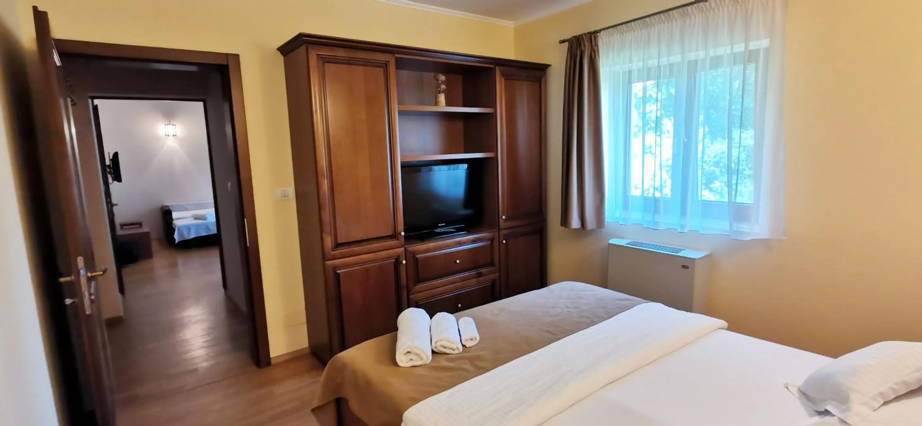 Bed in Pensiunea Nimbus