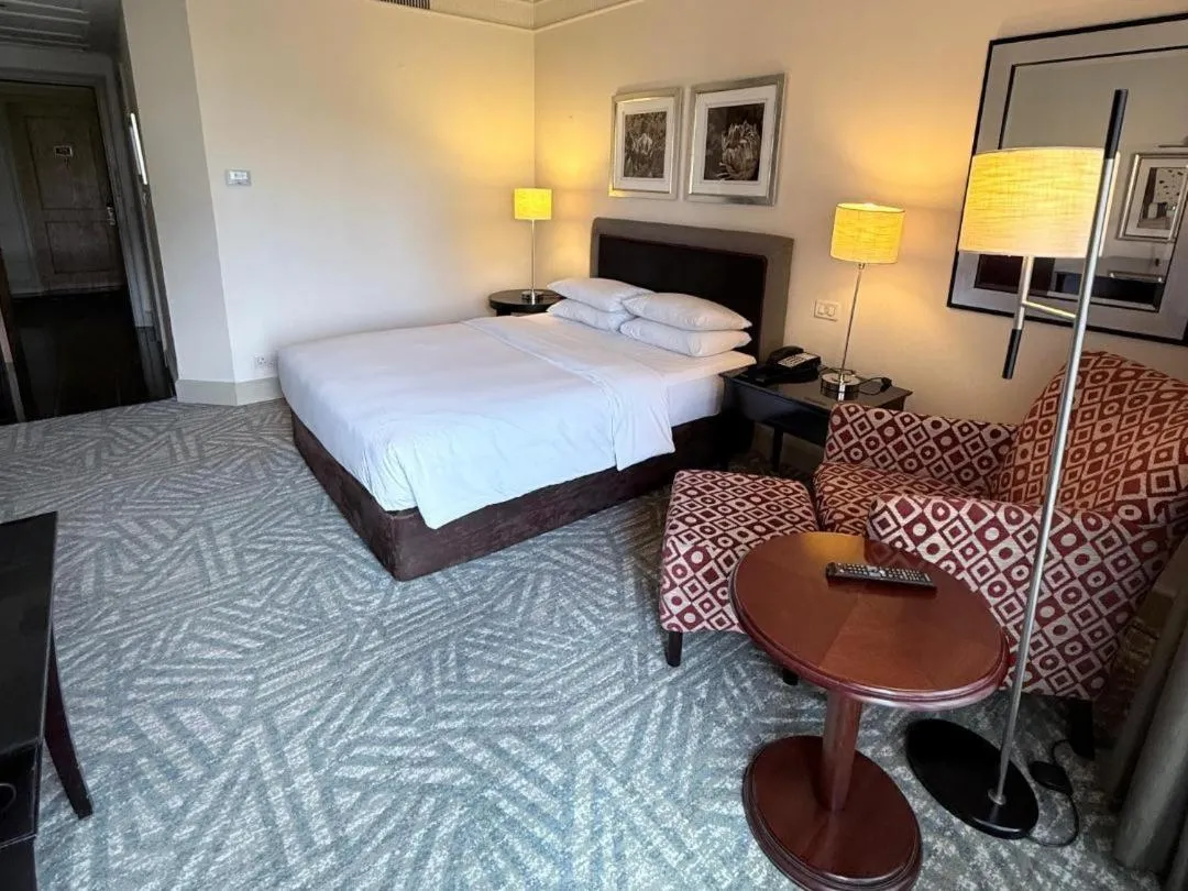 Photo of the whole room, Bed in Royal Majestic Hotel