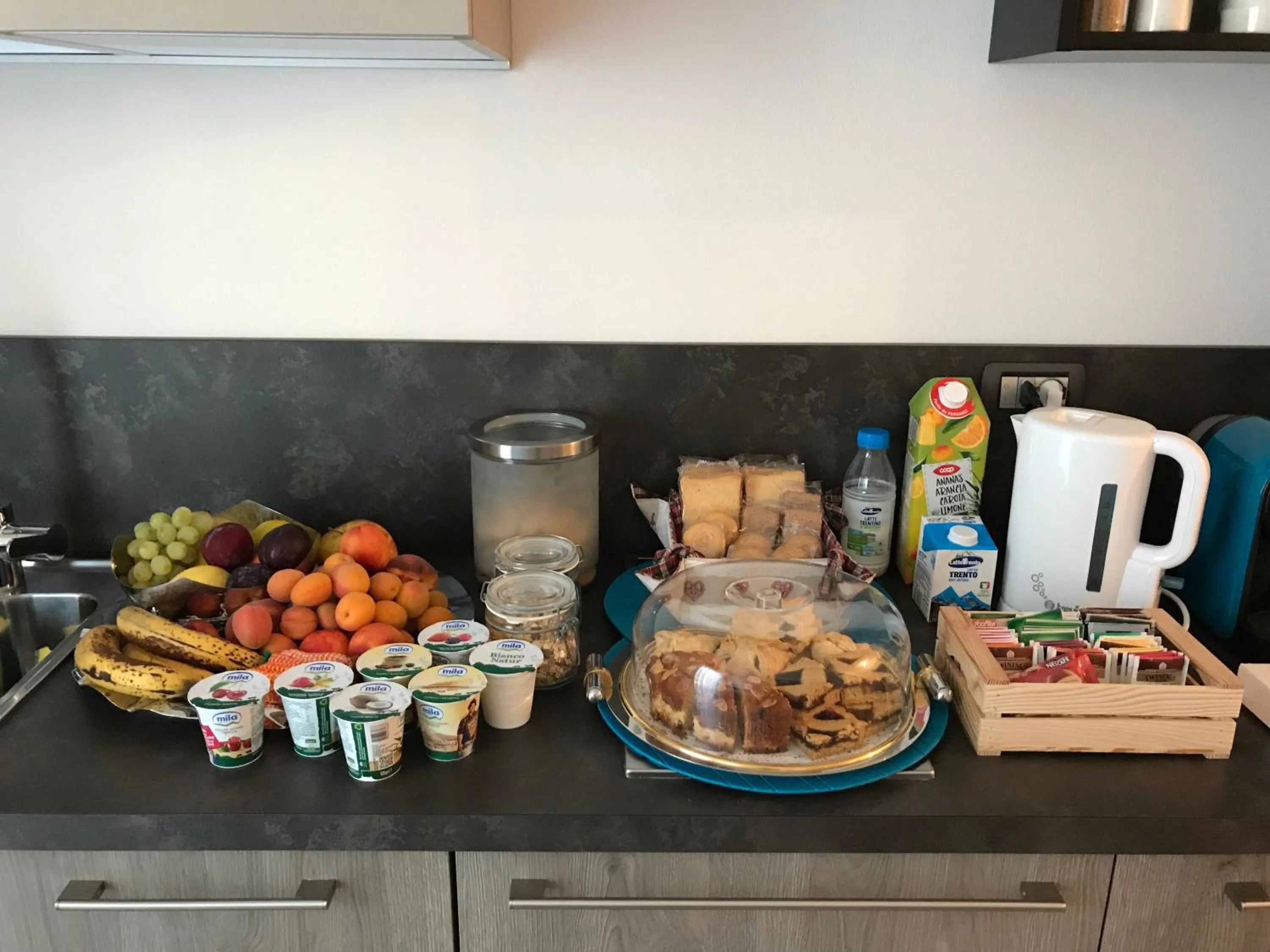 Breakfast in Nenez B&B