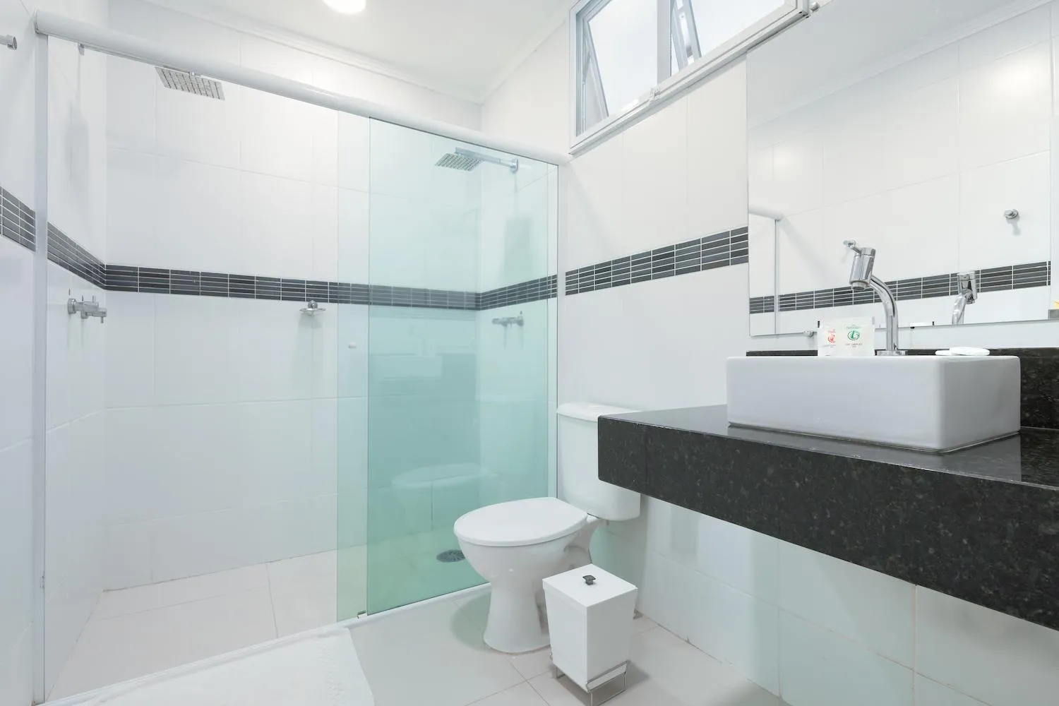 Shower in Sumaré Park Hotel