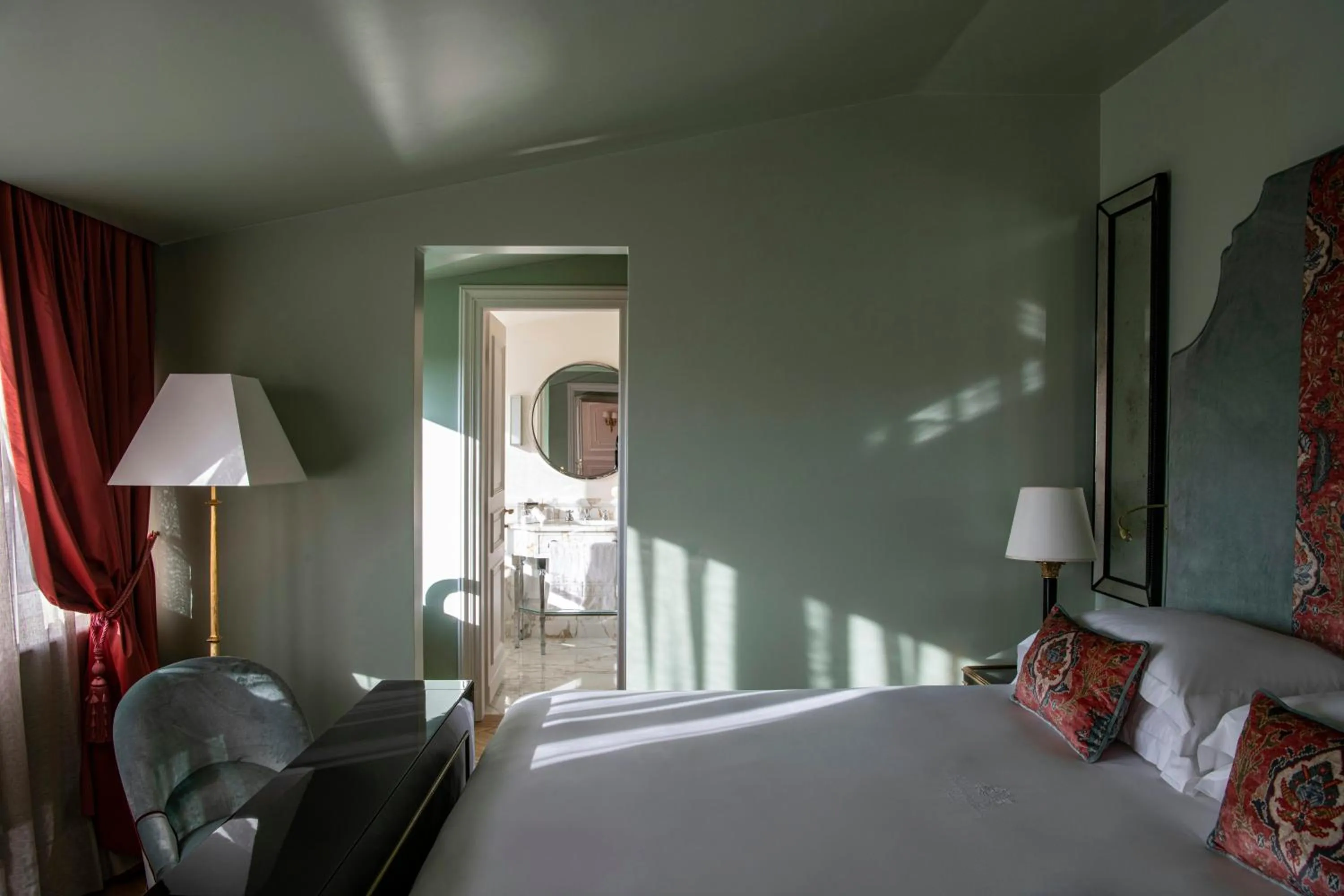 Photo of the whole room, Bed in Hotel d’Inghilterra Roma – Starhotels Collezione