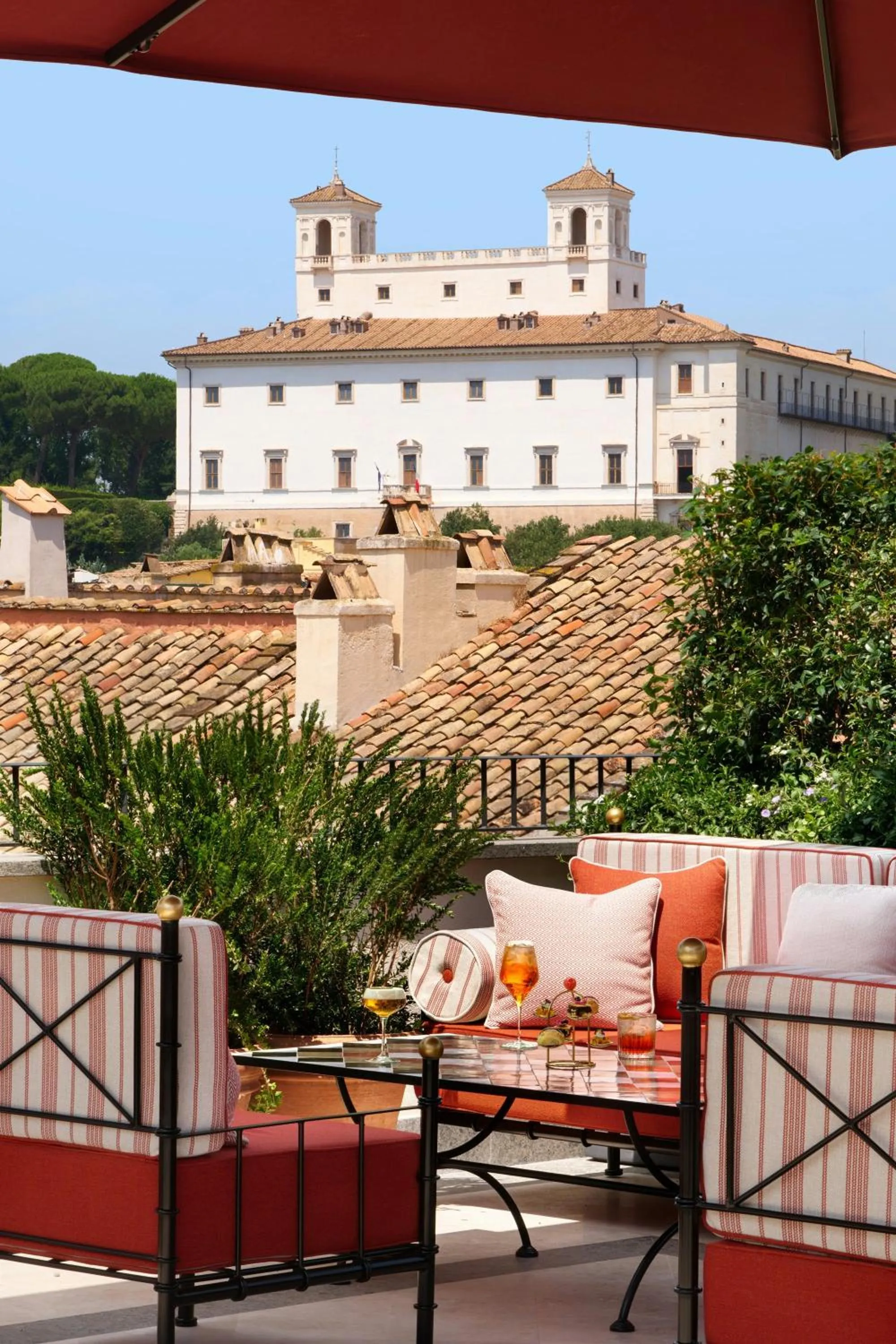 Lounge or bar in Hotel d’Inghilterra Roma – Starhotels Collezione