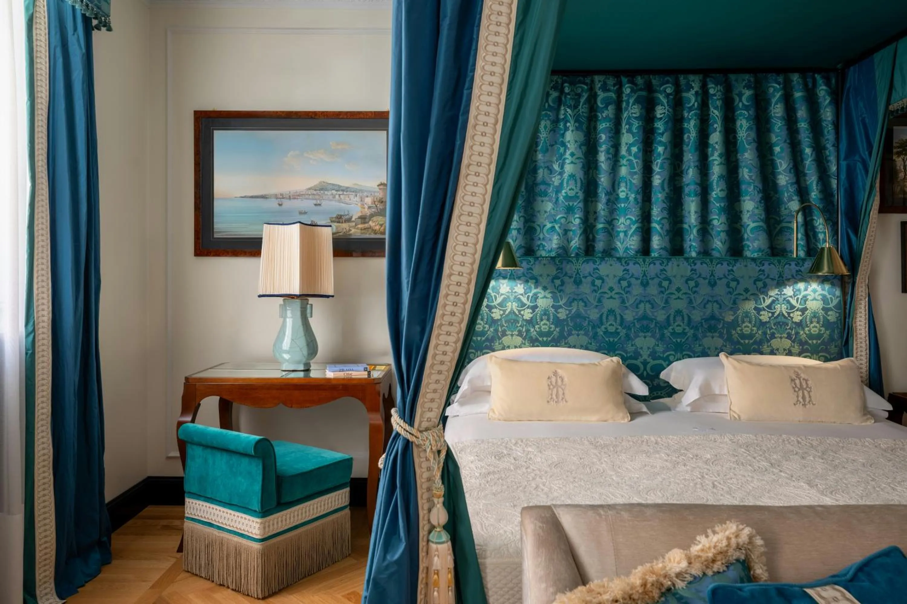 Photo of the whole room, Bed in Hotel d’Inghilterra Roma – Starhotels Collezione