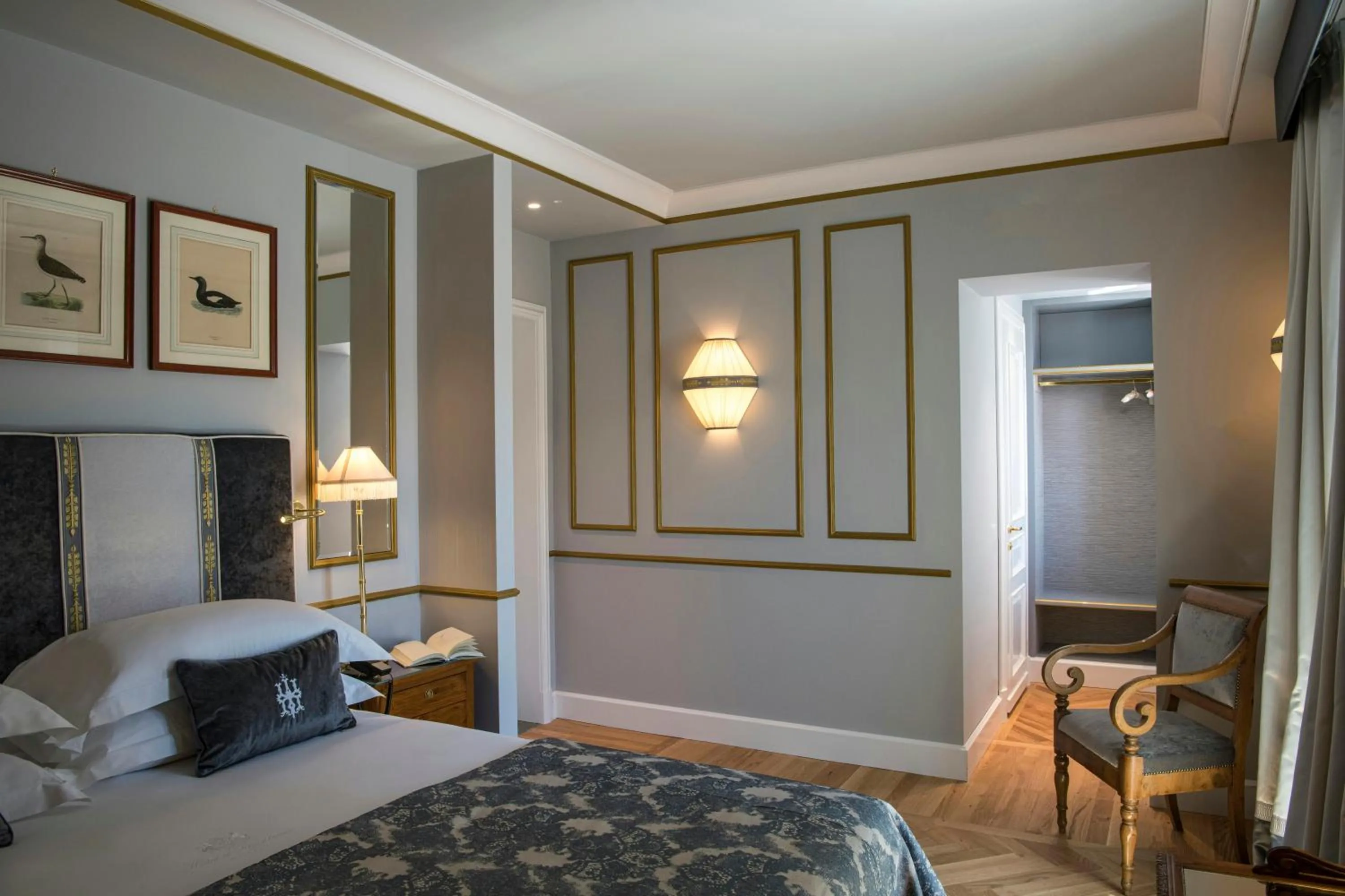 Photo of the whole room, Bed in Hotel d’Inghilterra Roma – Starhotels Collezione