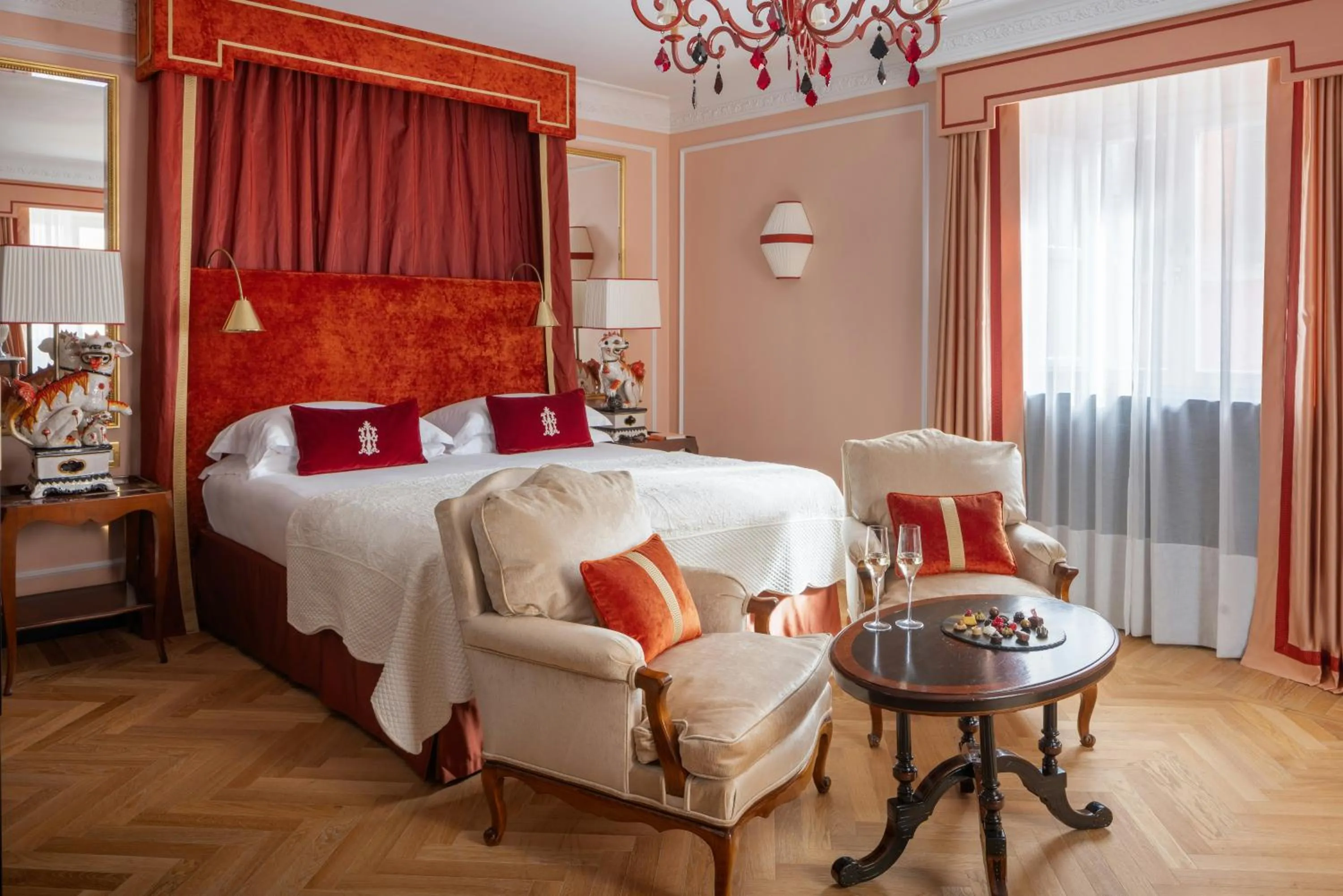 Photo of the whole room, Bed in Hotel d’Inghilterra Roma – Starhotels Collezione
