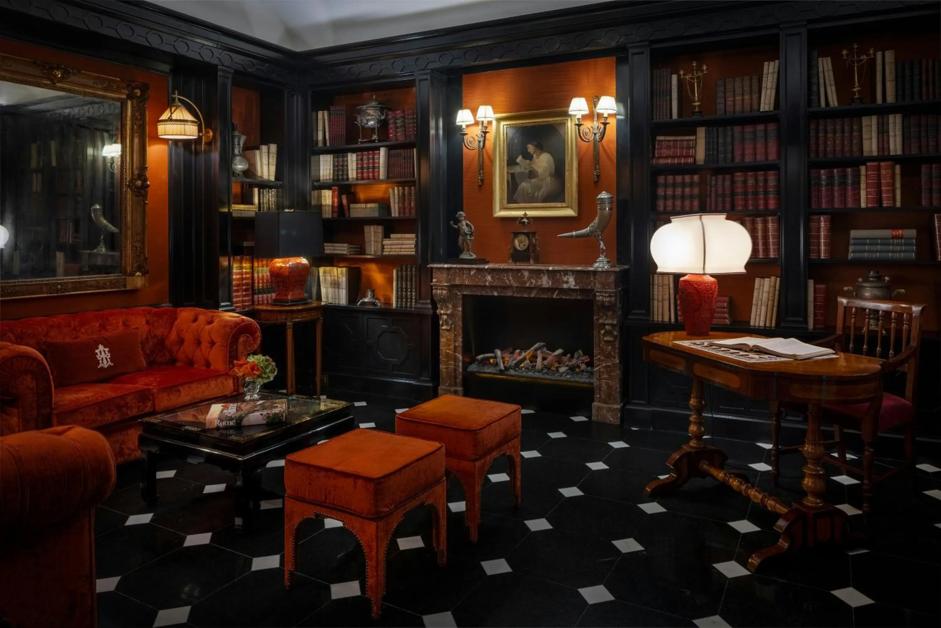 Library in Hotel d’Inghilterra Roma – Starhotels Collezione