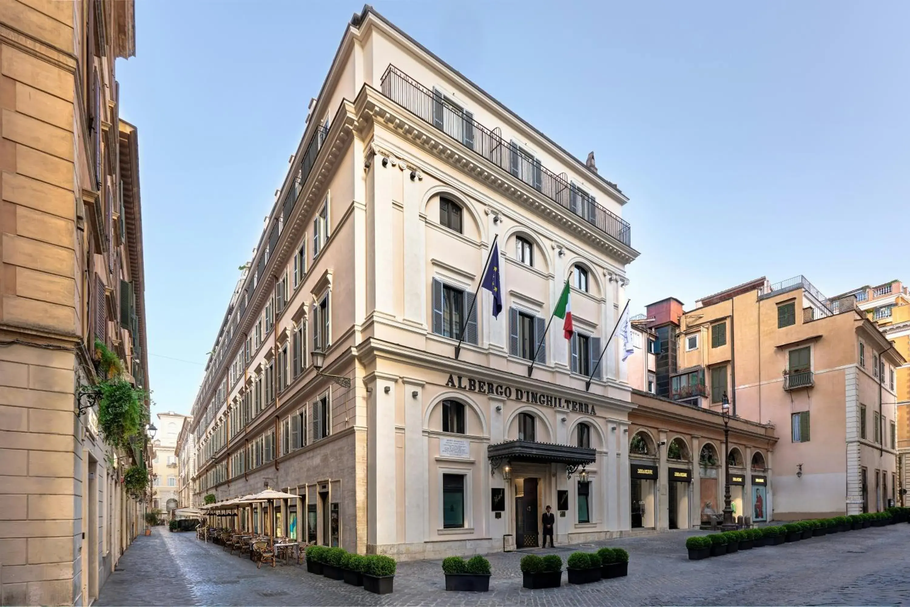 Property building in Hotel d’Inghilterra Roma – Starhotels Collezione Property building in Hotel d’Inghilterra Roma – Starhotels Collezione