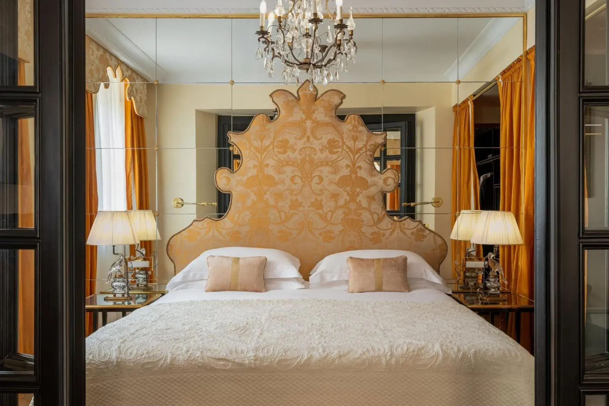 Photo of the whole room, Bed in Hotel d’Inghilterra Roma – Starhotels Collezione Photo of the whole room, Bed in Hotel d’Inghilterra Roma – Starhotels Collezione