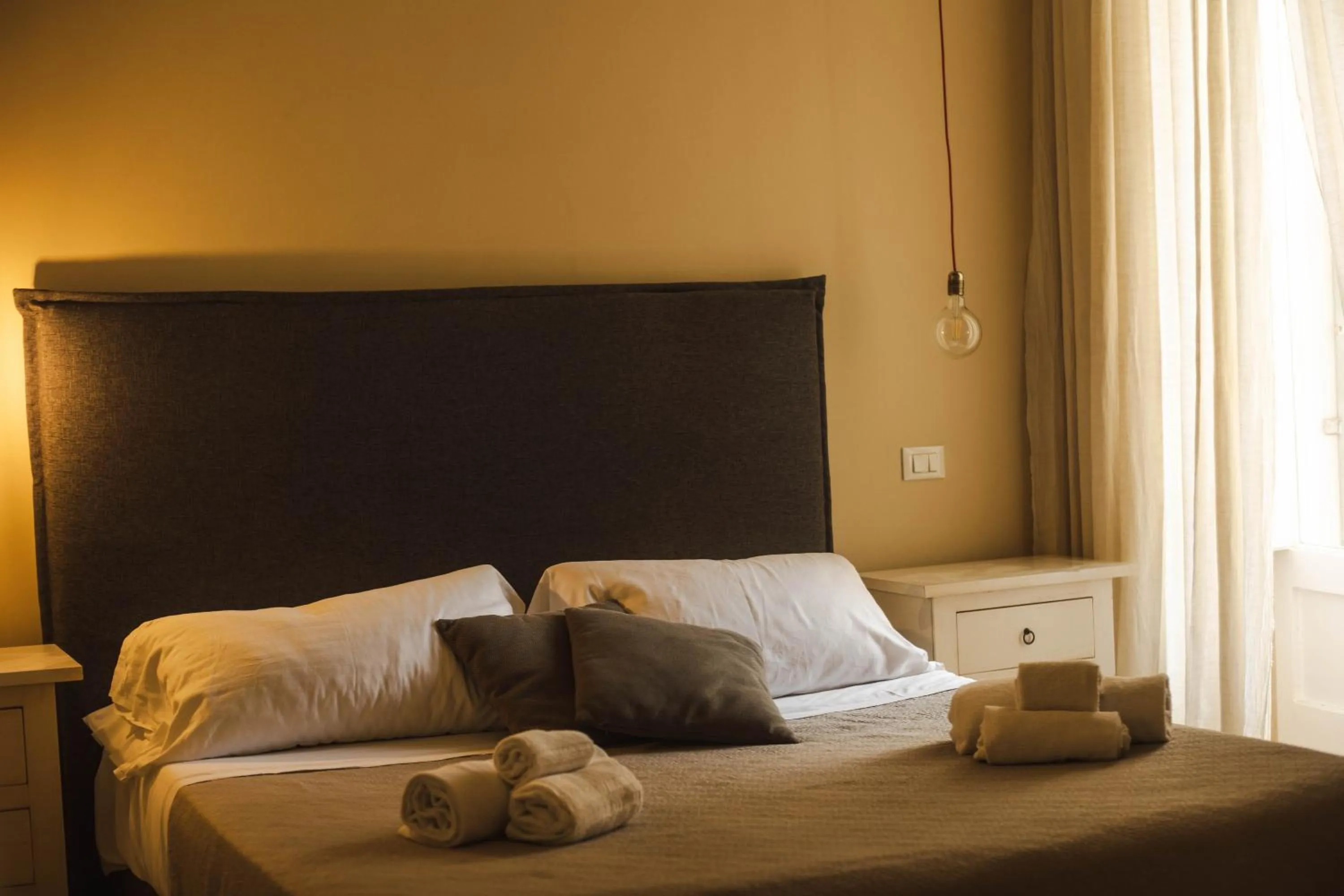 Bed in 4 Balconi rooms-Boutique B&B