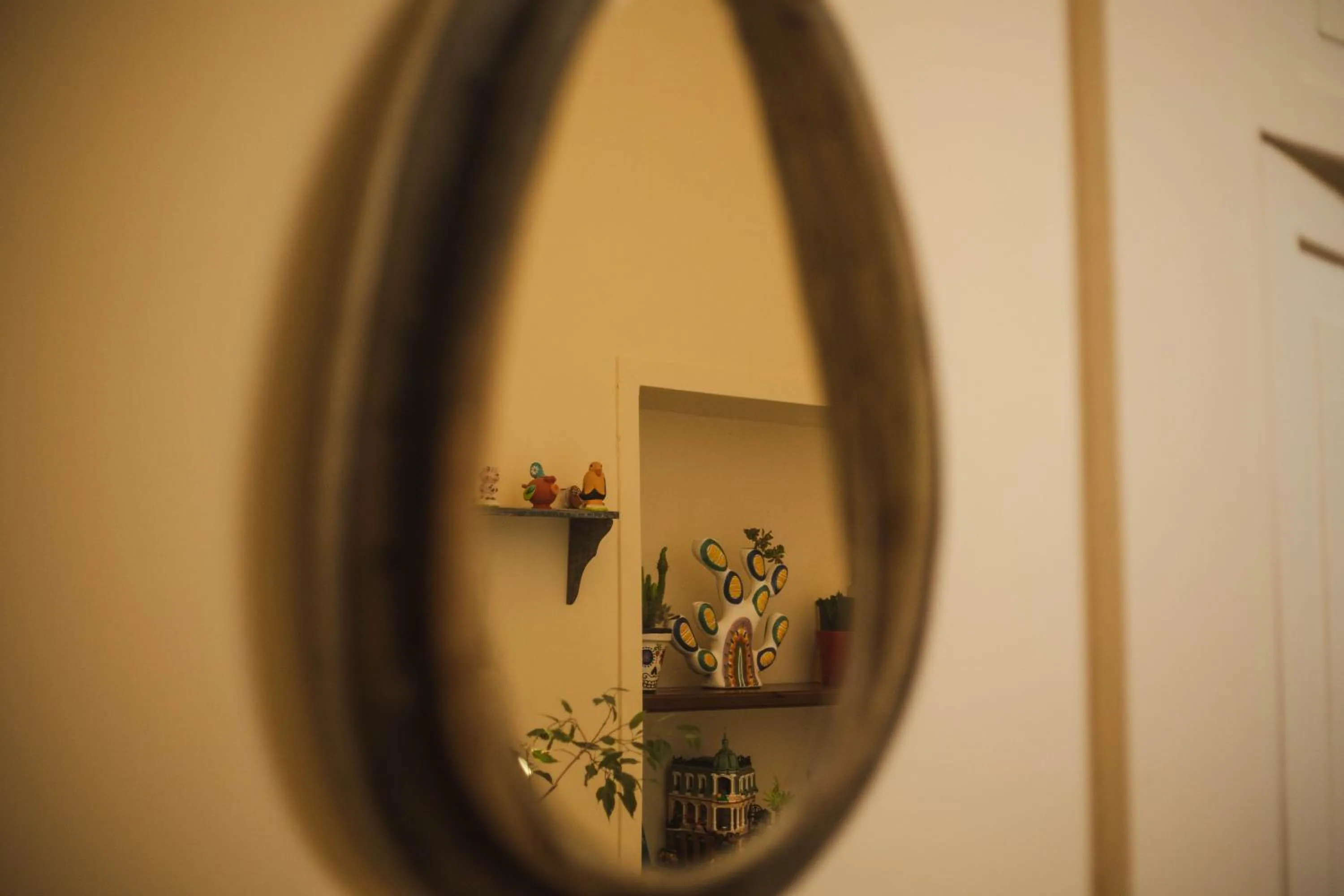 Library in 4 Balconi rooms-Boutique B&B