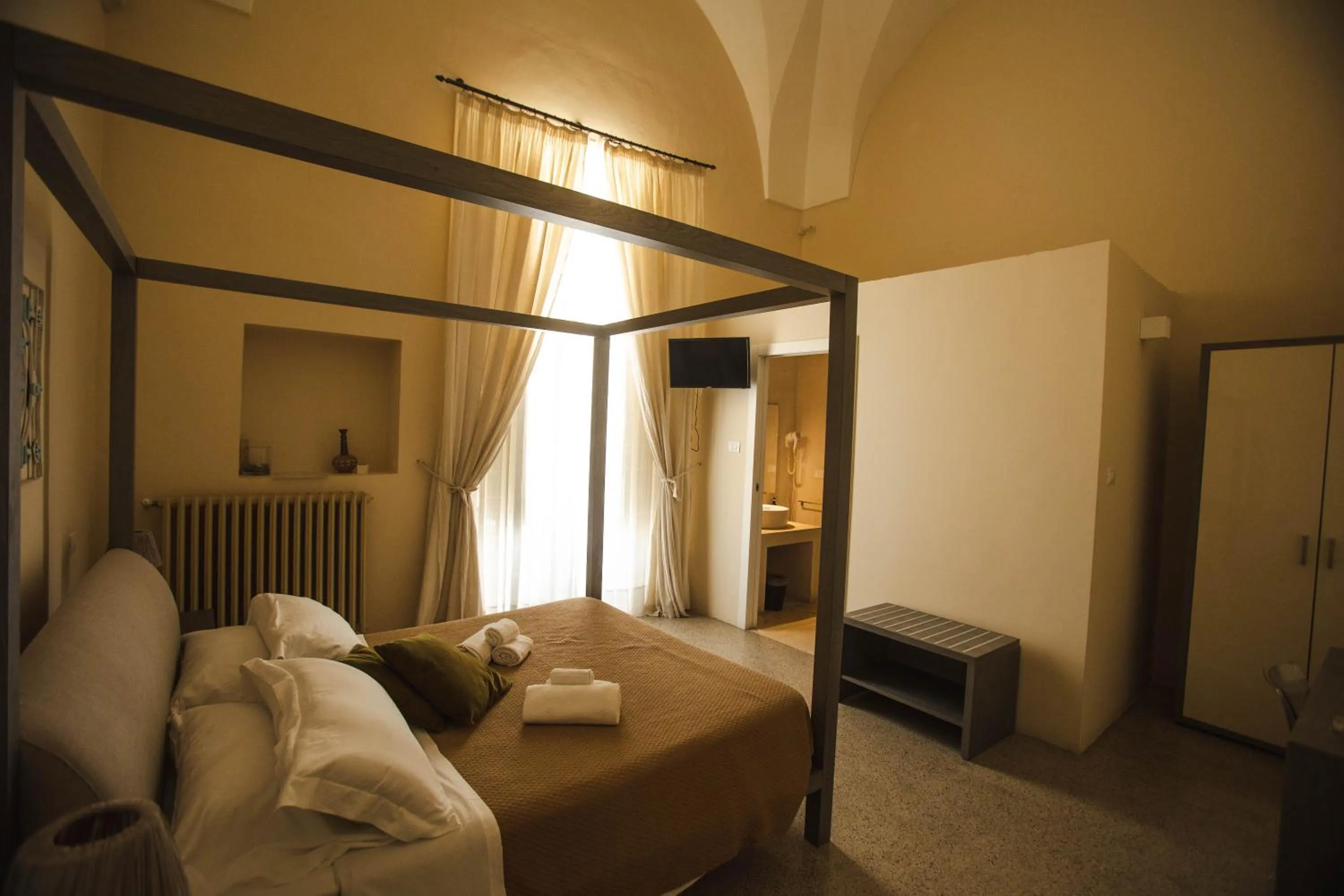 Bedroom, Bed in 4 Balconi rooms-Boutique B&B