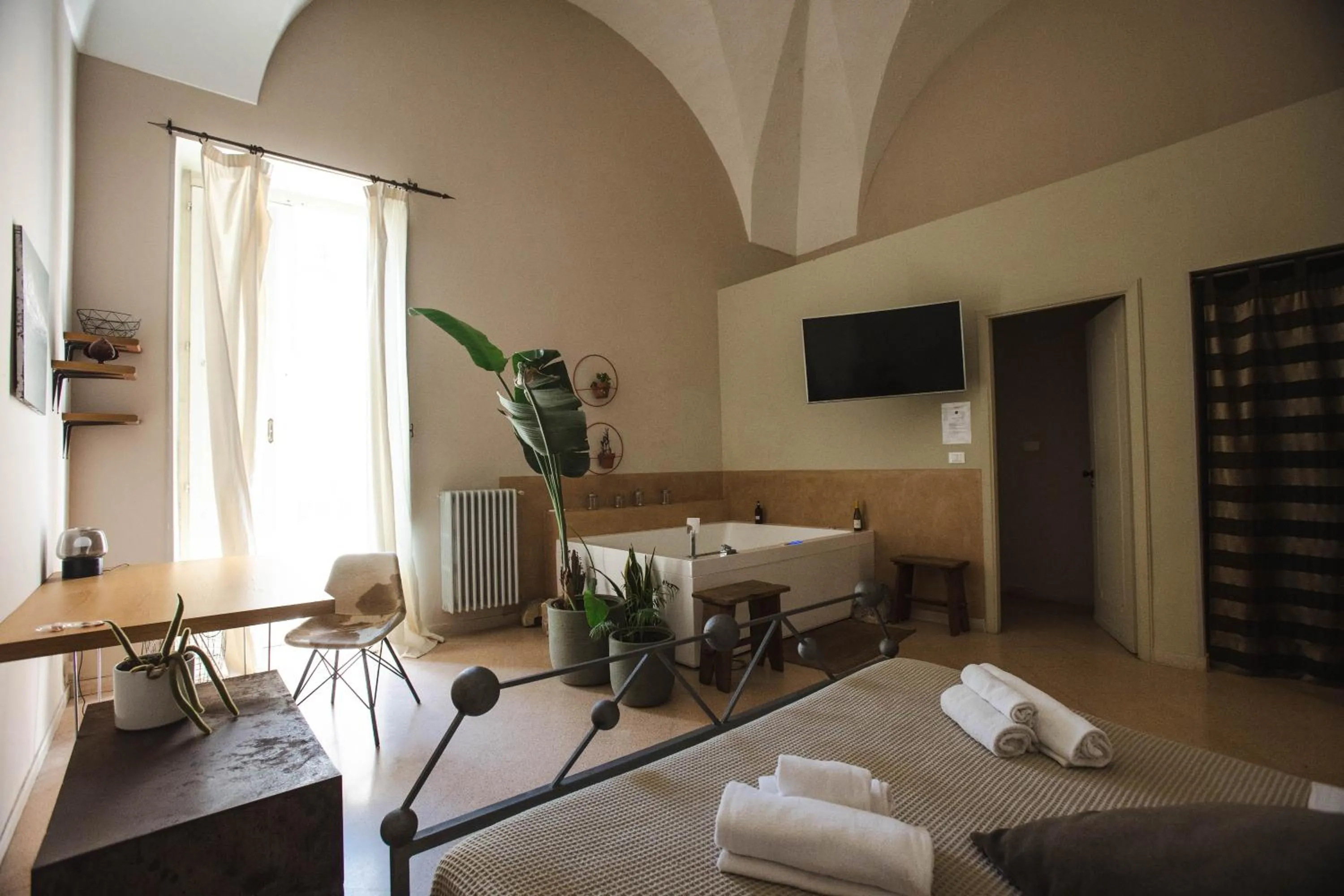 Bedroom, Bed in 4 Balconi rooms-Boutique B&B