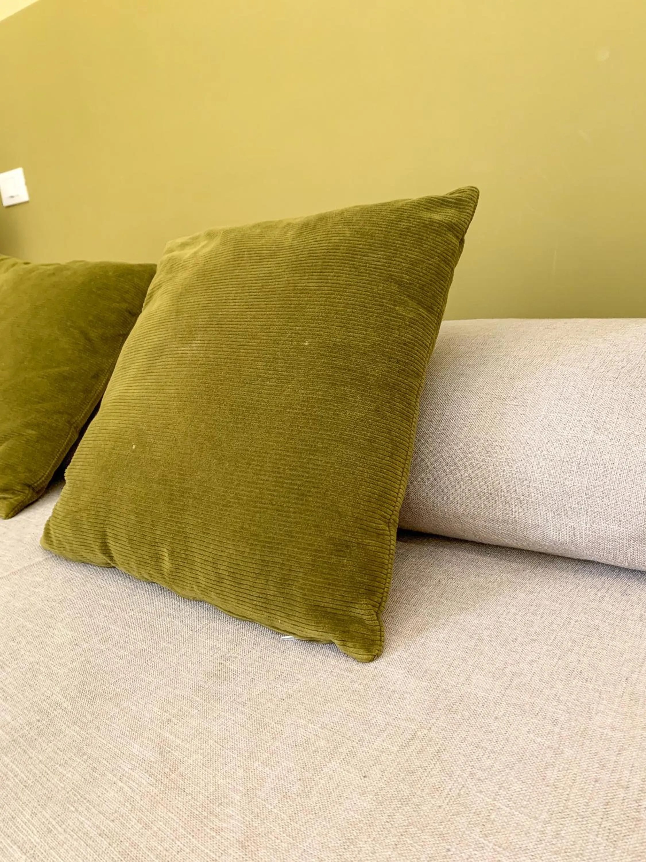 Decorative detail, Bed in 4 Balconi rooms-Boutique B&B