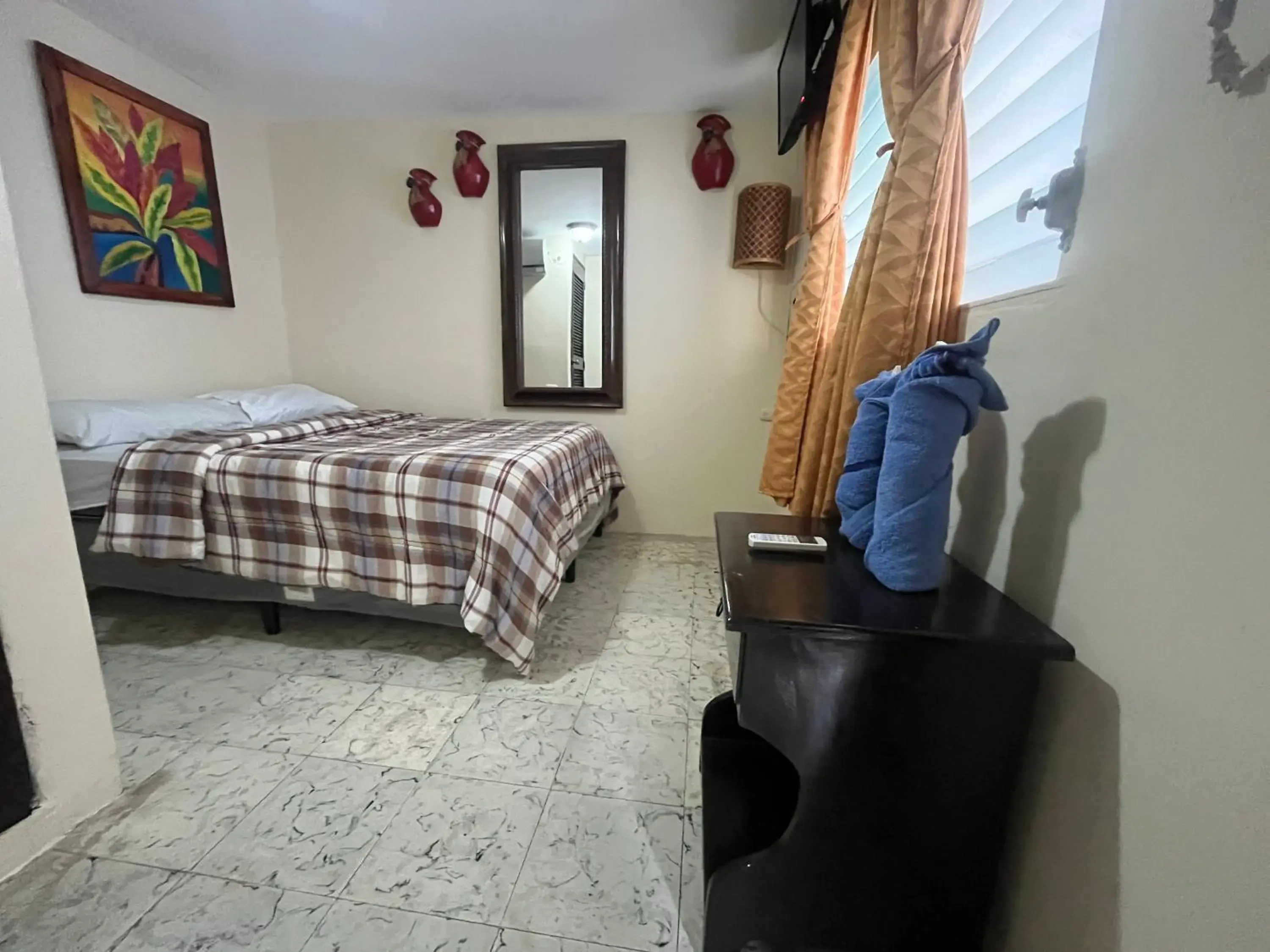 Double Room with Private Bathroom in Hotel Casa Morazán Double Room with Private Bathroom in Hotel Casa Morazán