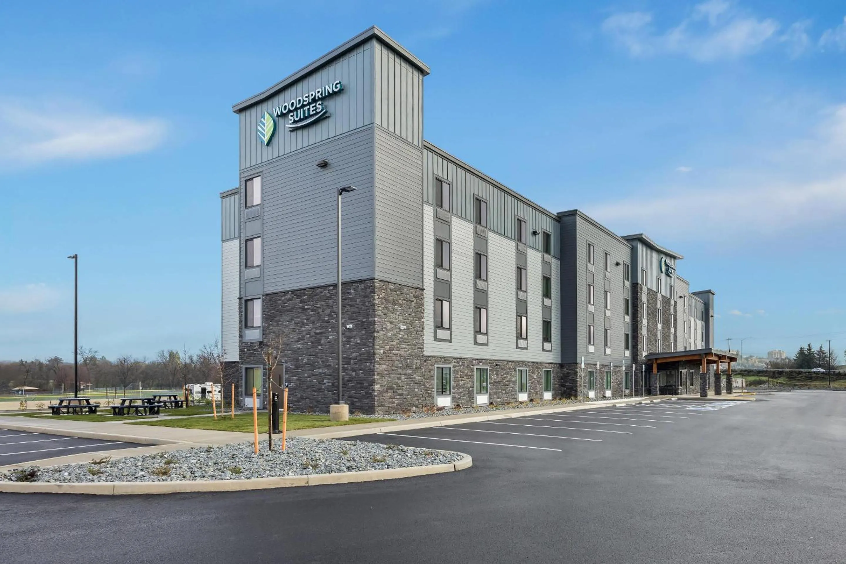 Property building in WoodSpring Suites Medford near I-5