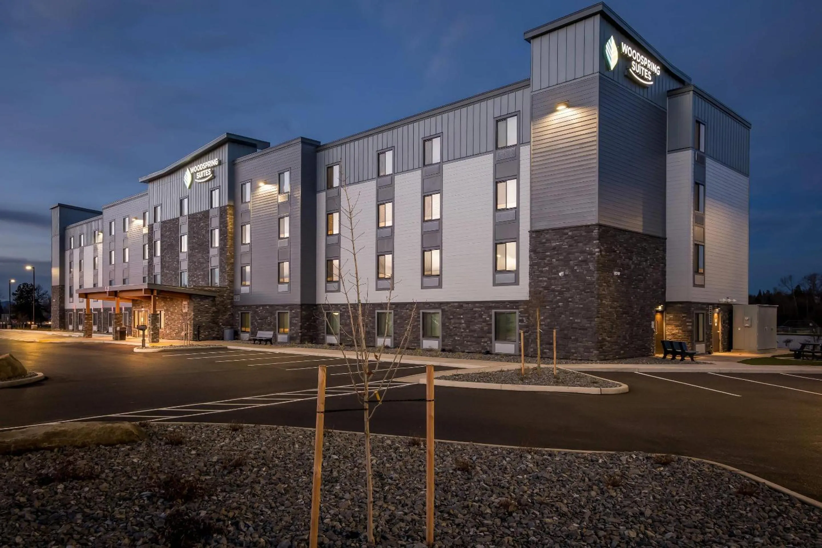 Property building in WoodSpring Suites Medford near I-5