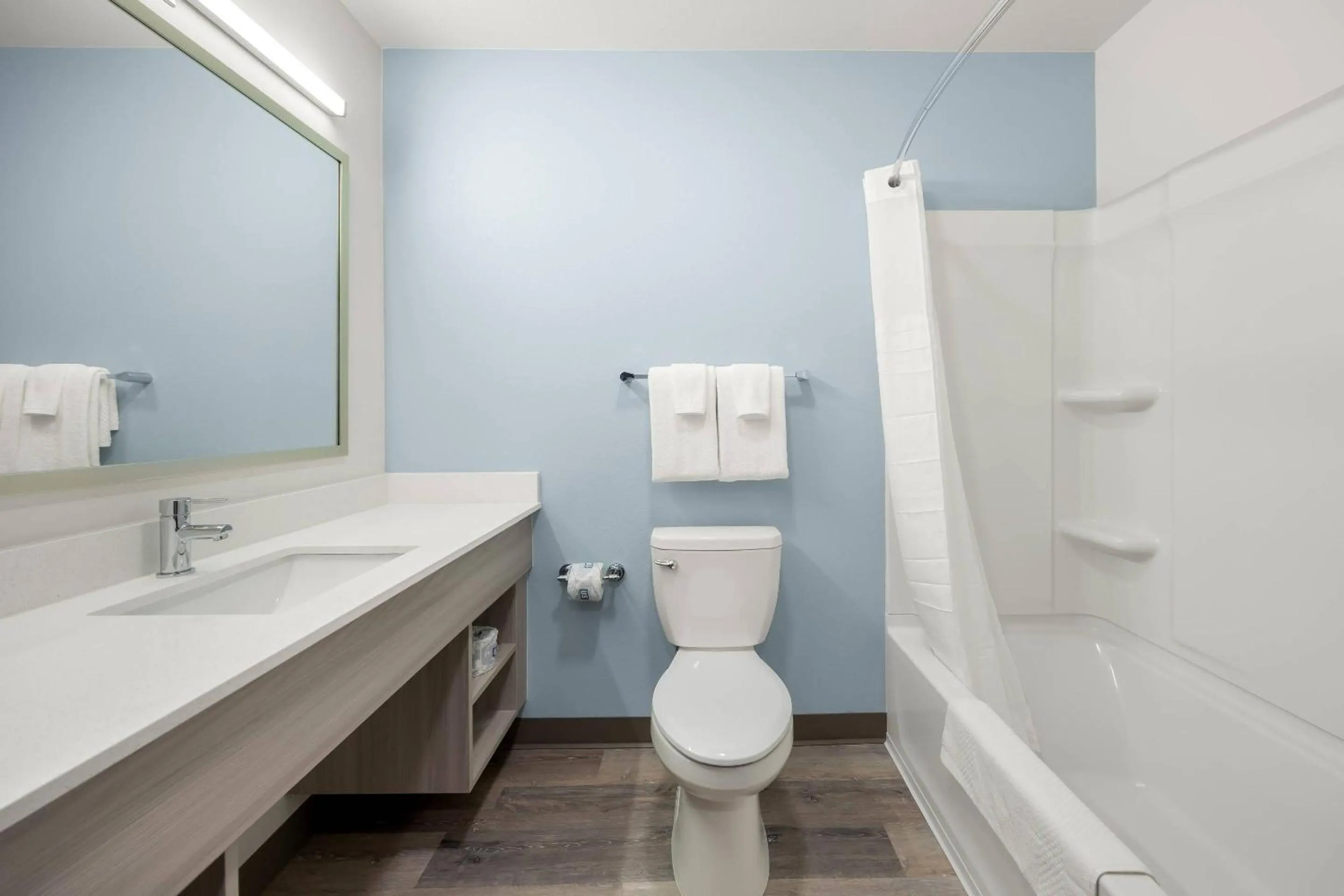 Shower in WoodSpring Suites Medford near I-5
