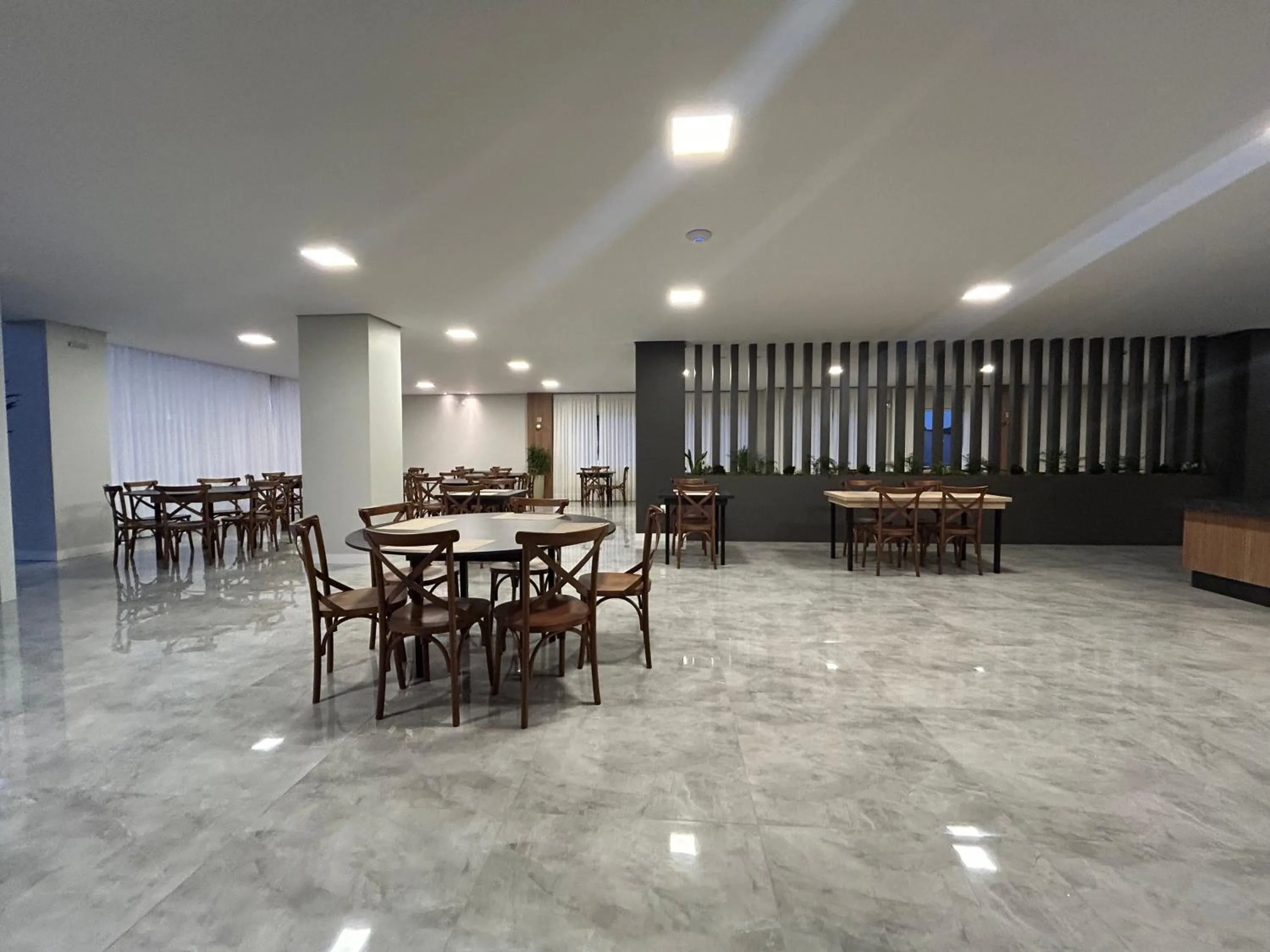 Restaurant/places to eat in Hotel Bon Vivant