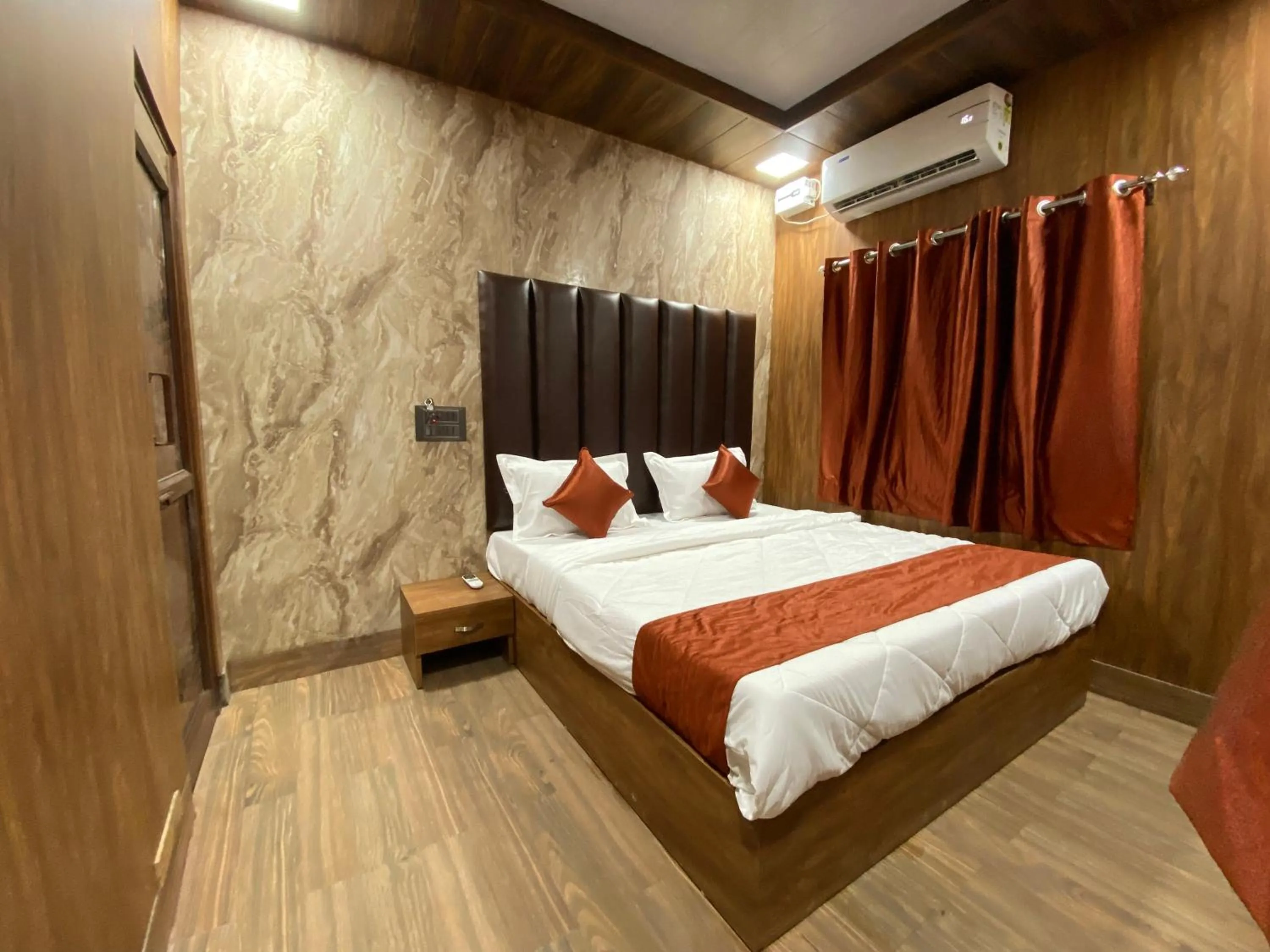 Bed in Hotel Prince Palace