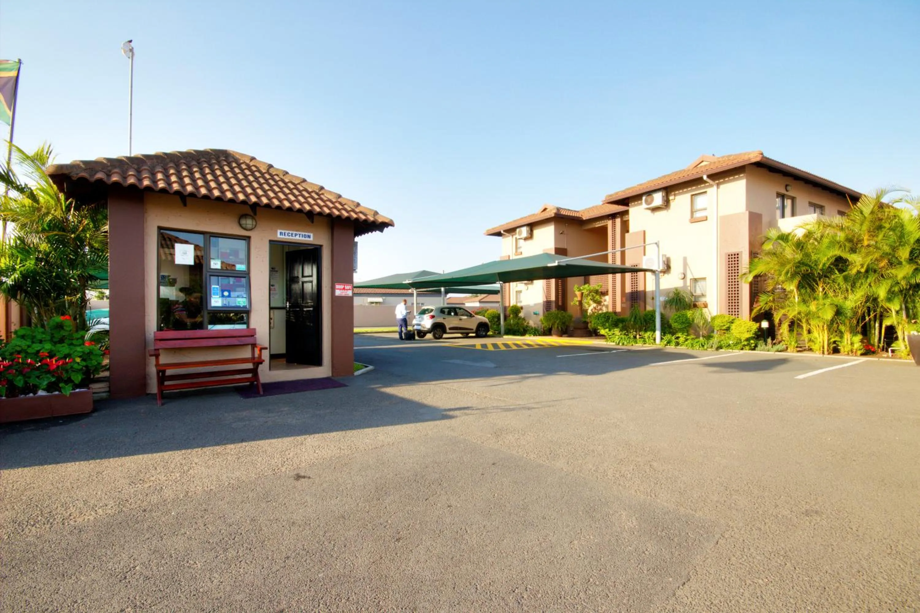 Property building in Seagull Lodge
