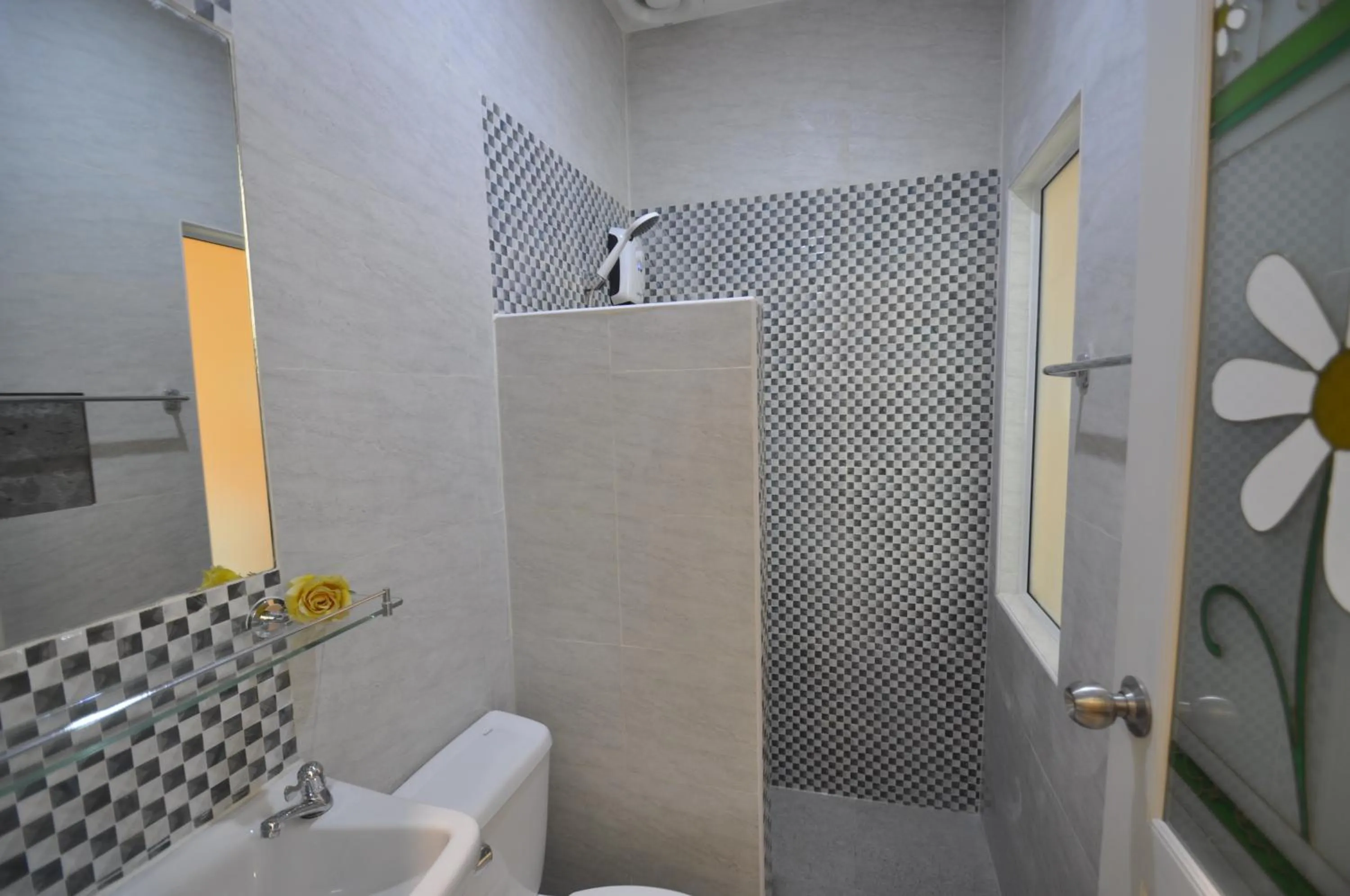 Bathroom in Duangjai Residence, Rooms & Apartments