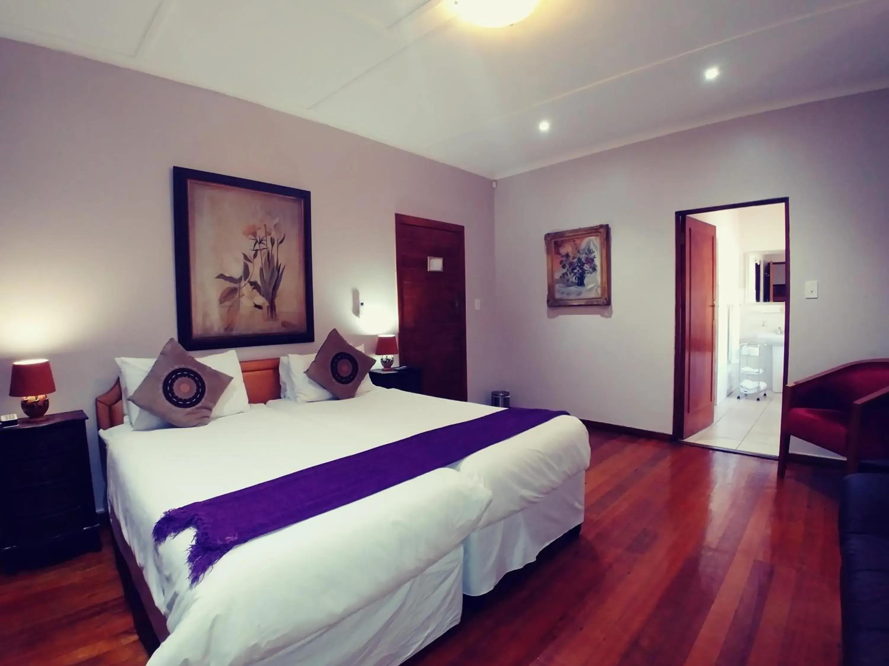 Bedroom, Bed in Winelands Villa Guesthouse and Cottages Bedroom, Bed in Winelands Villa Guesthouse and Cottages