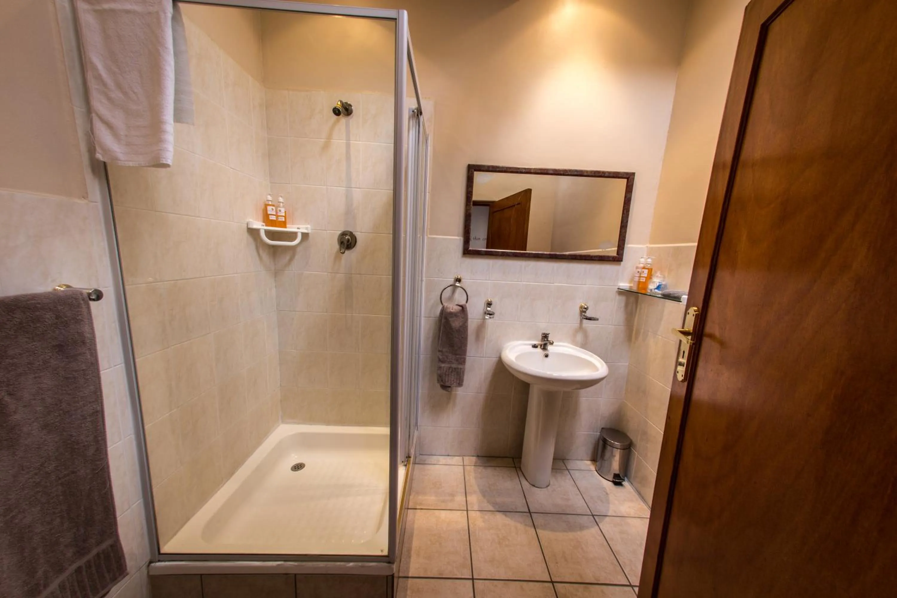 Bathroom in Winelands Villa Guesthouse and Cottages