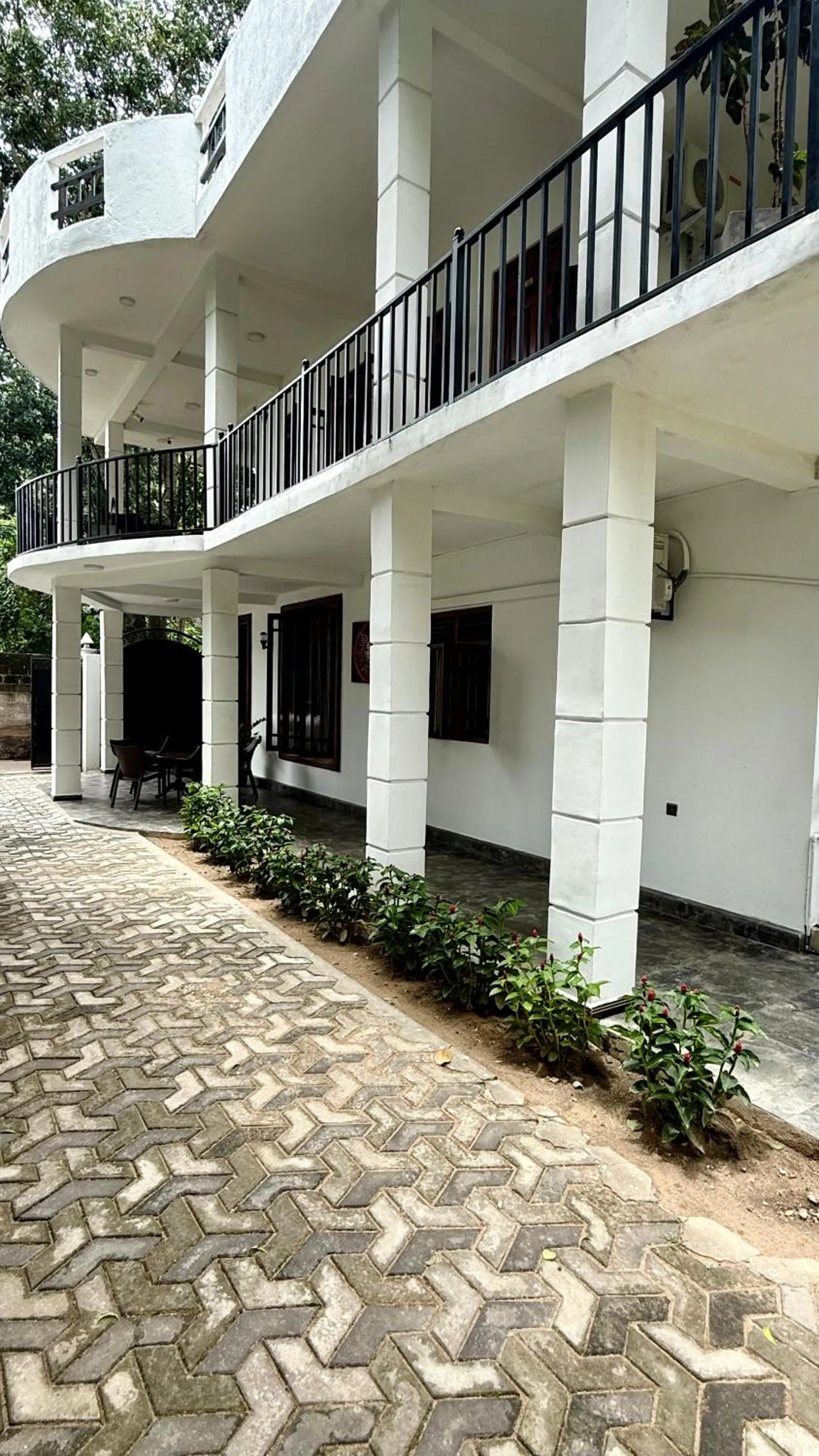 Property building in Eolie Weligama