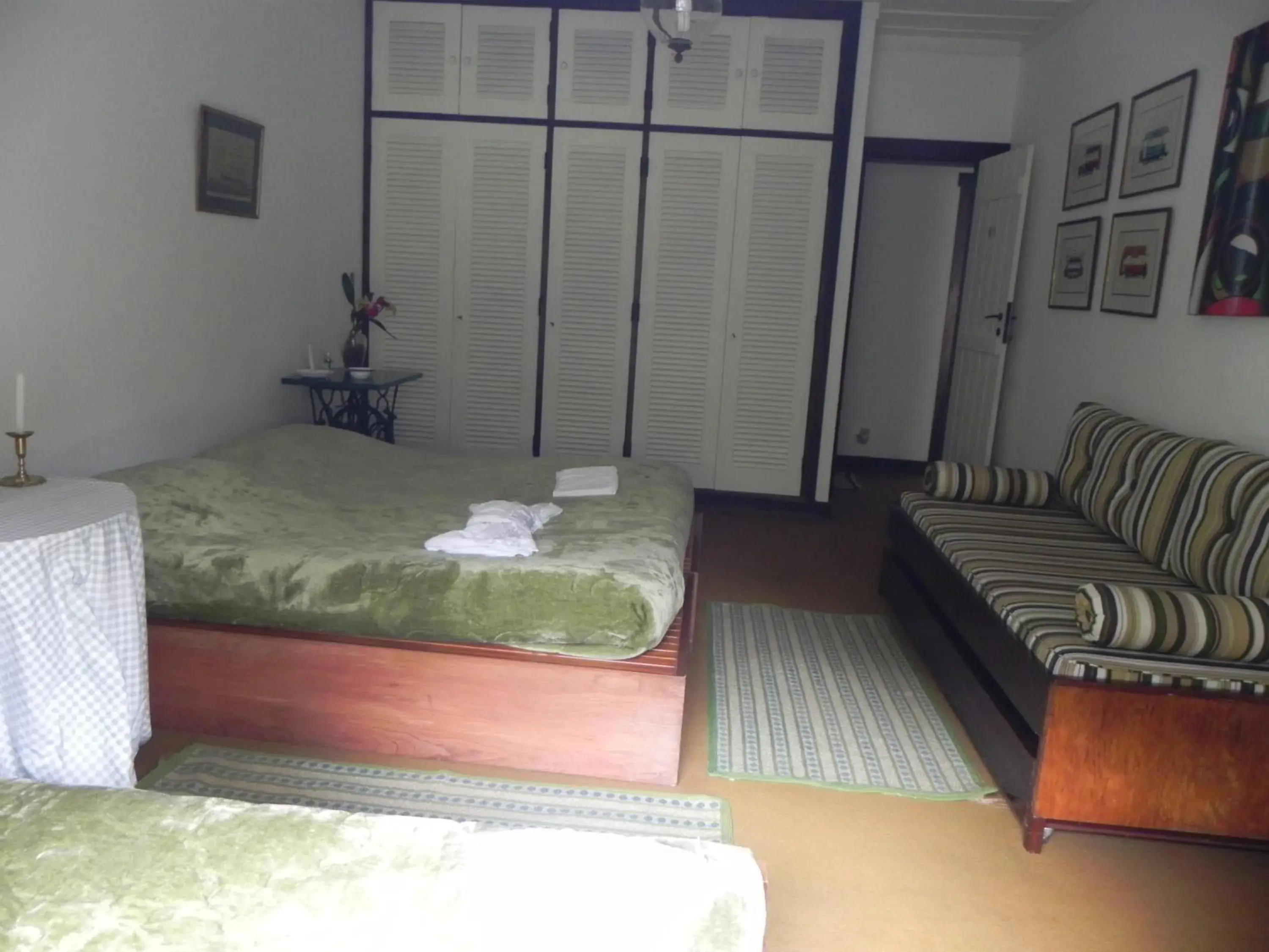 Deluxe Quadruple Room in Casa do Fachoalto Deluxe Quadruple Room in Casa do Fachoalto