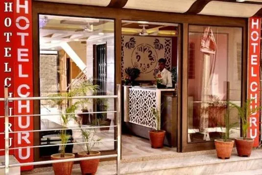 Hotel Churu Palace