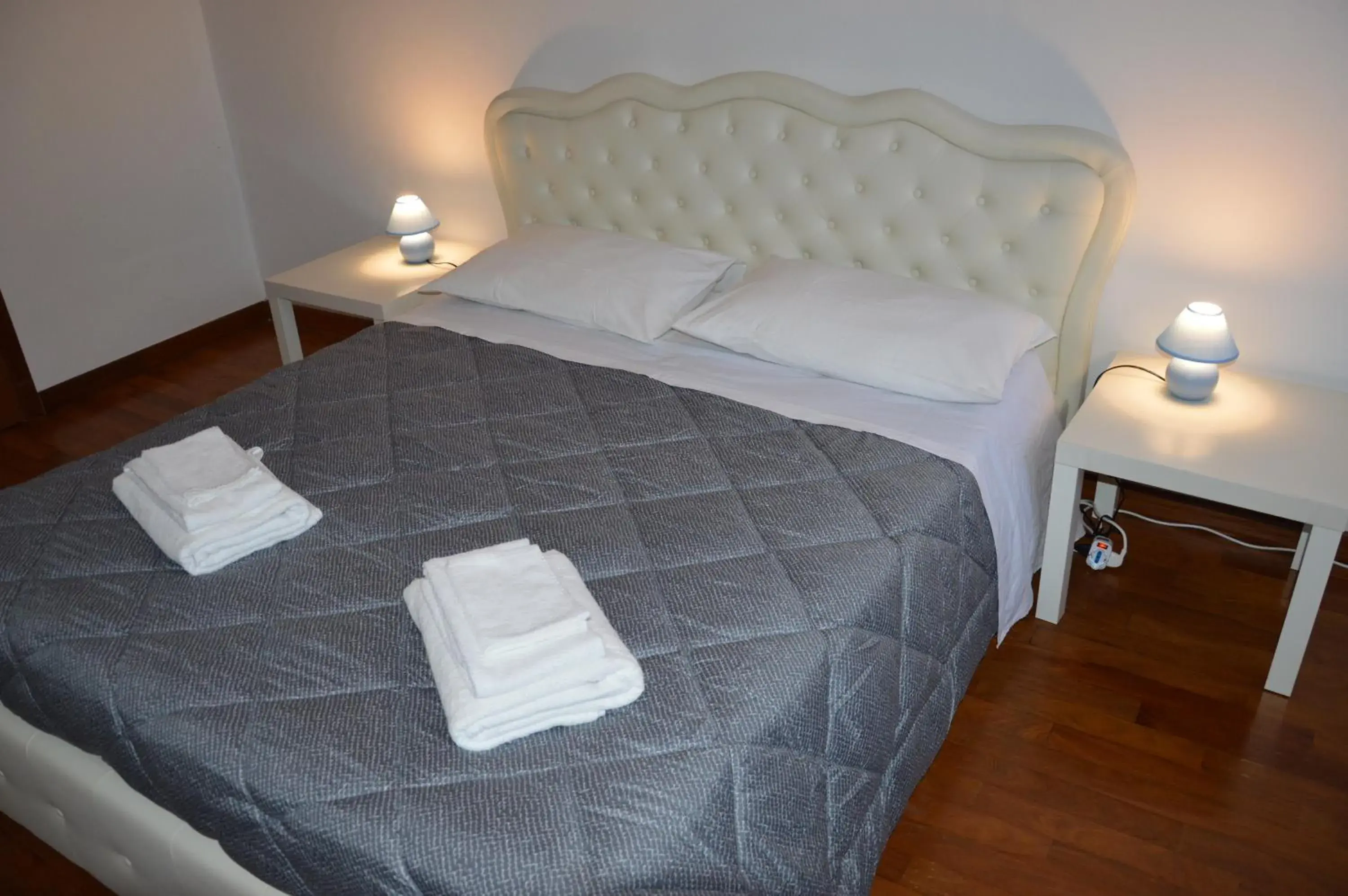 Bedroom in Dorso Duro Apartment Bedroom in Dorso Duro Apartment