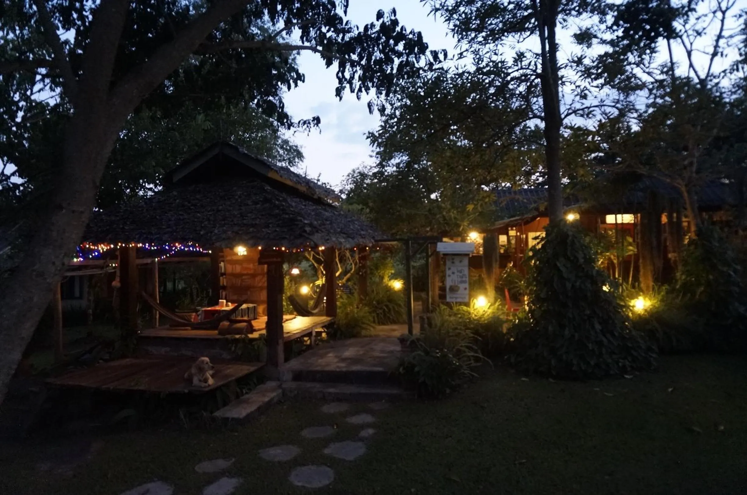 On site in Bannamhoo Bungalows