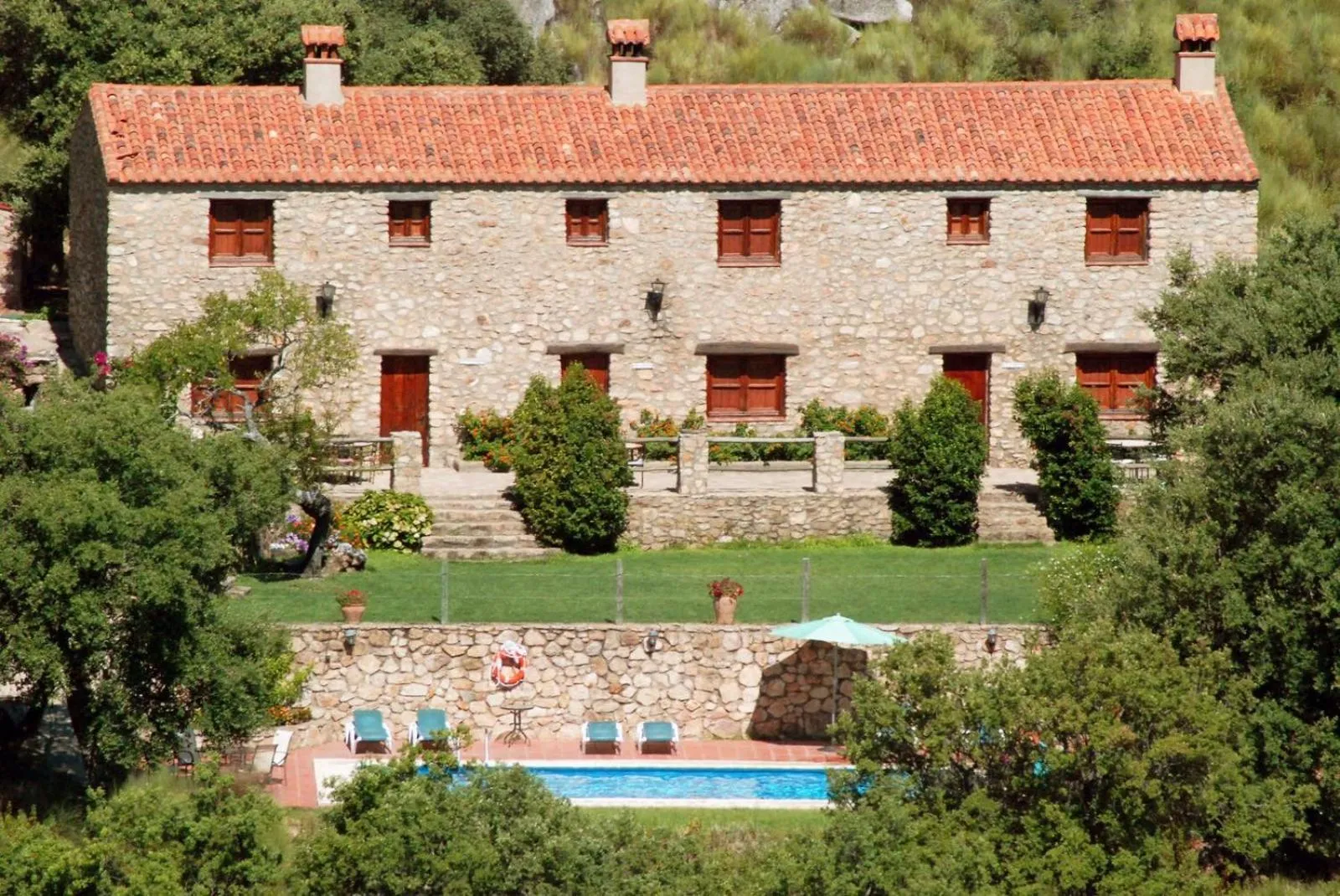Property building in Virgen de la Cabeza