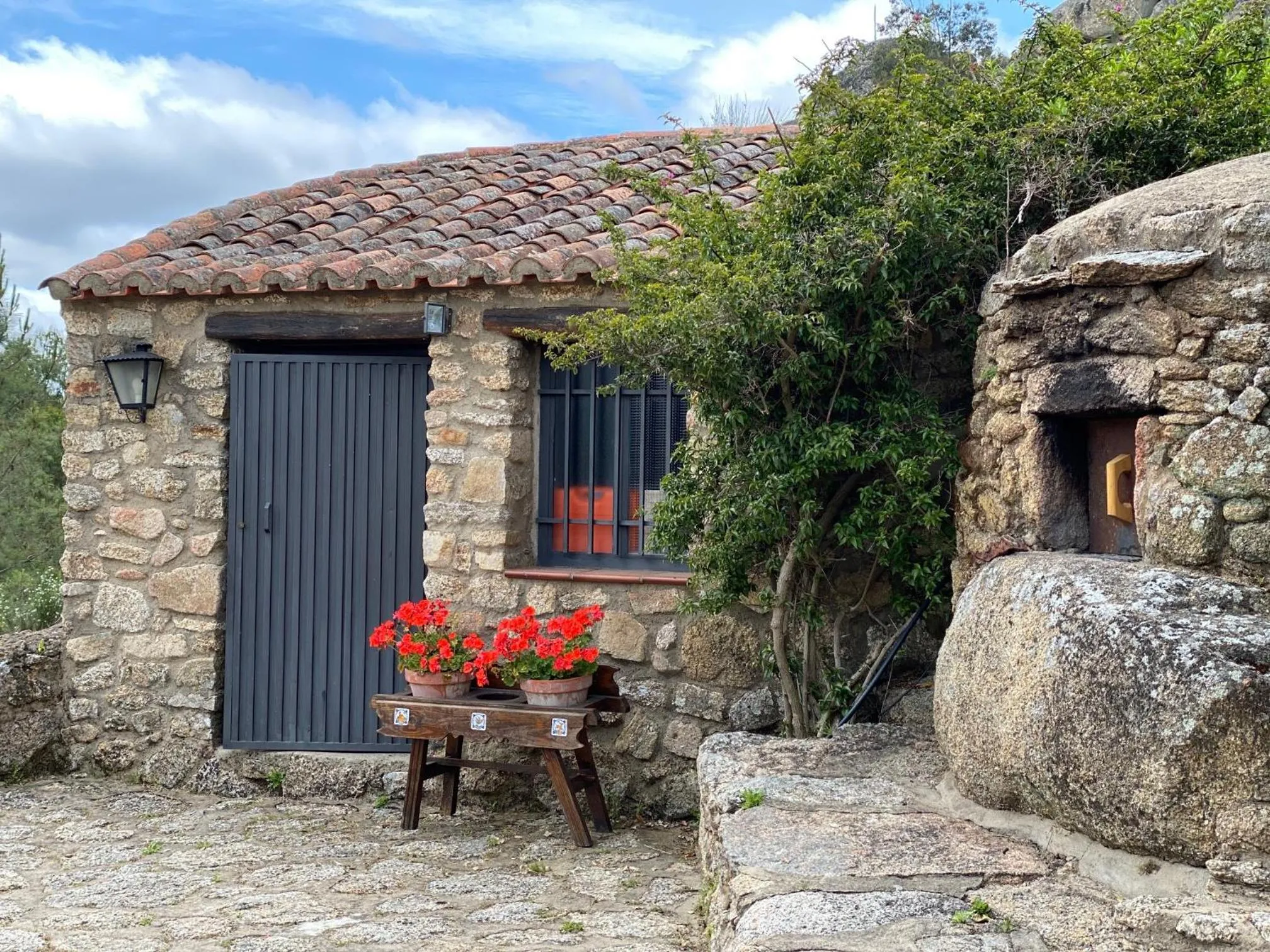 Property building in Virgen de la Cabeza