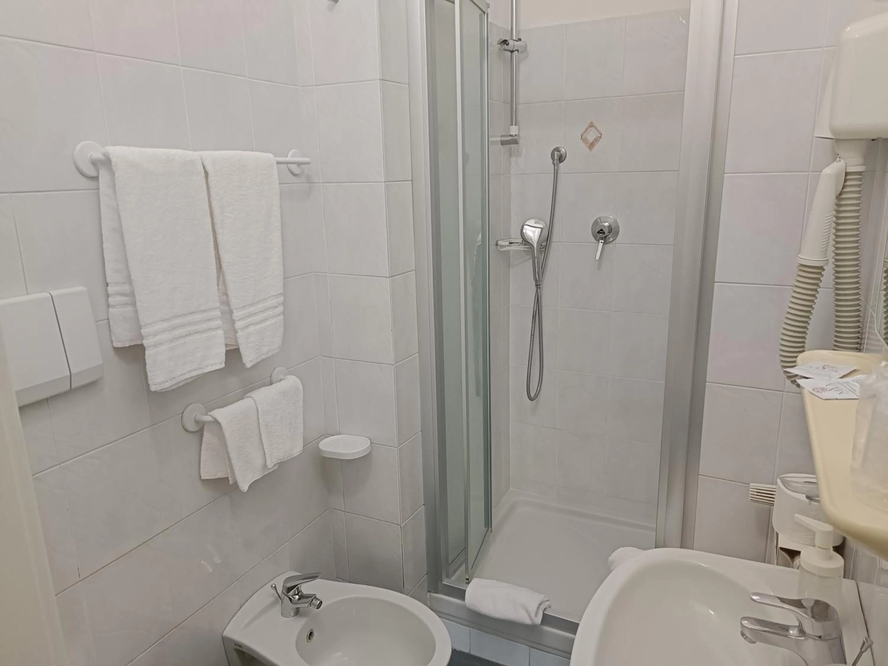 Shower in La Caravella