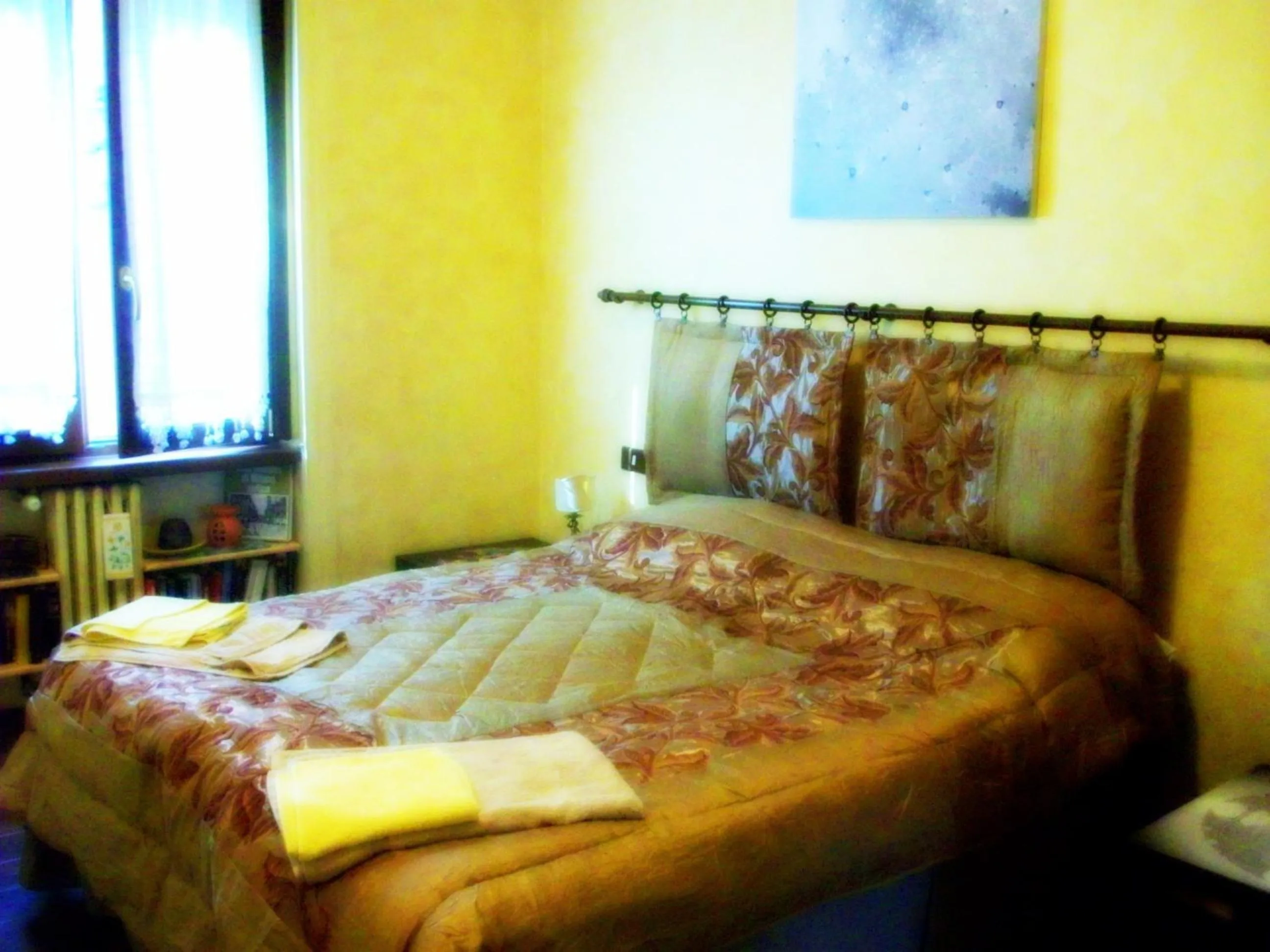 Photo of the whole room, Bed in Bed & Breakfast A San Siro 75