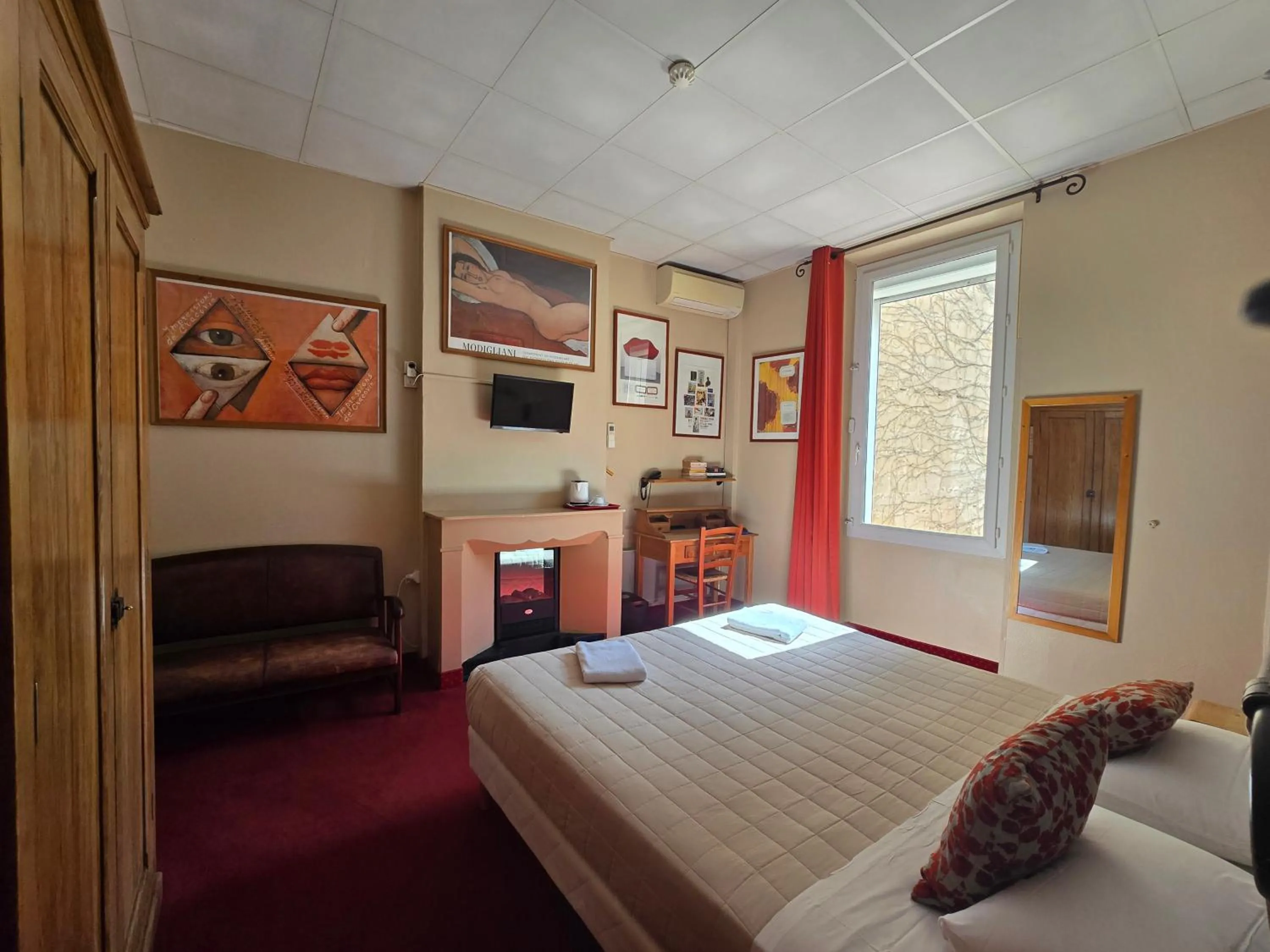 Standard King Room in Hôtel Le Colbert