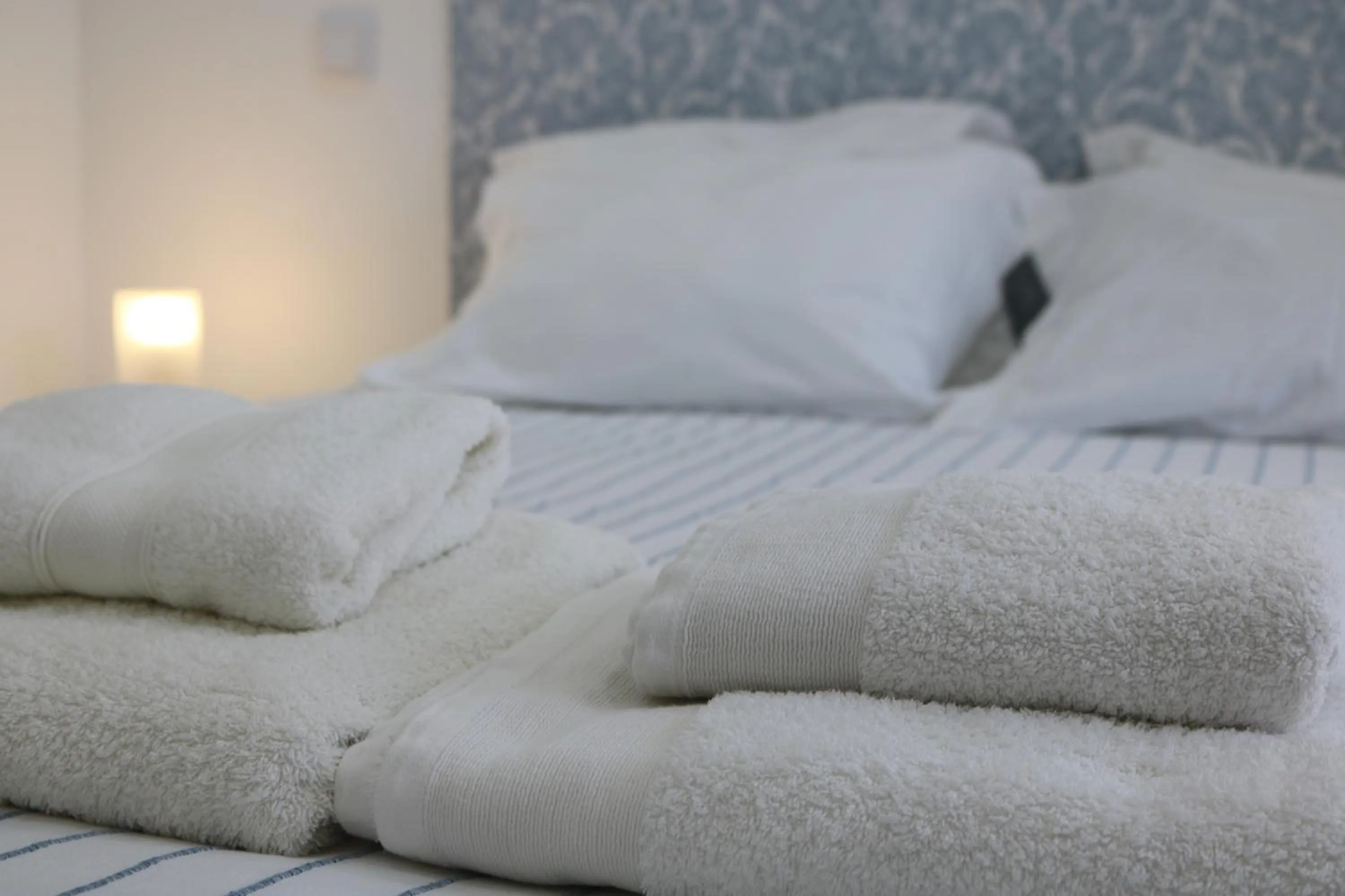 Spring, Bed in Casa Malpique