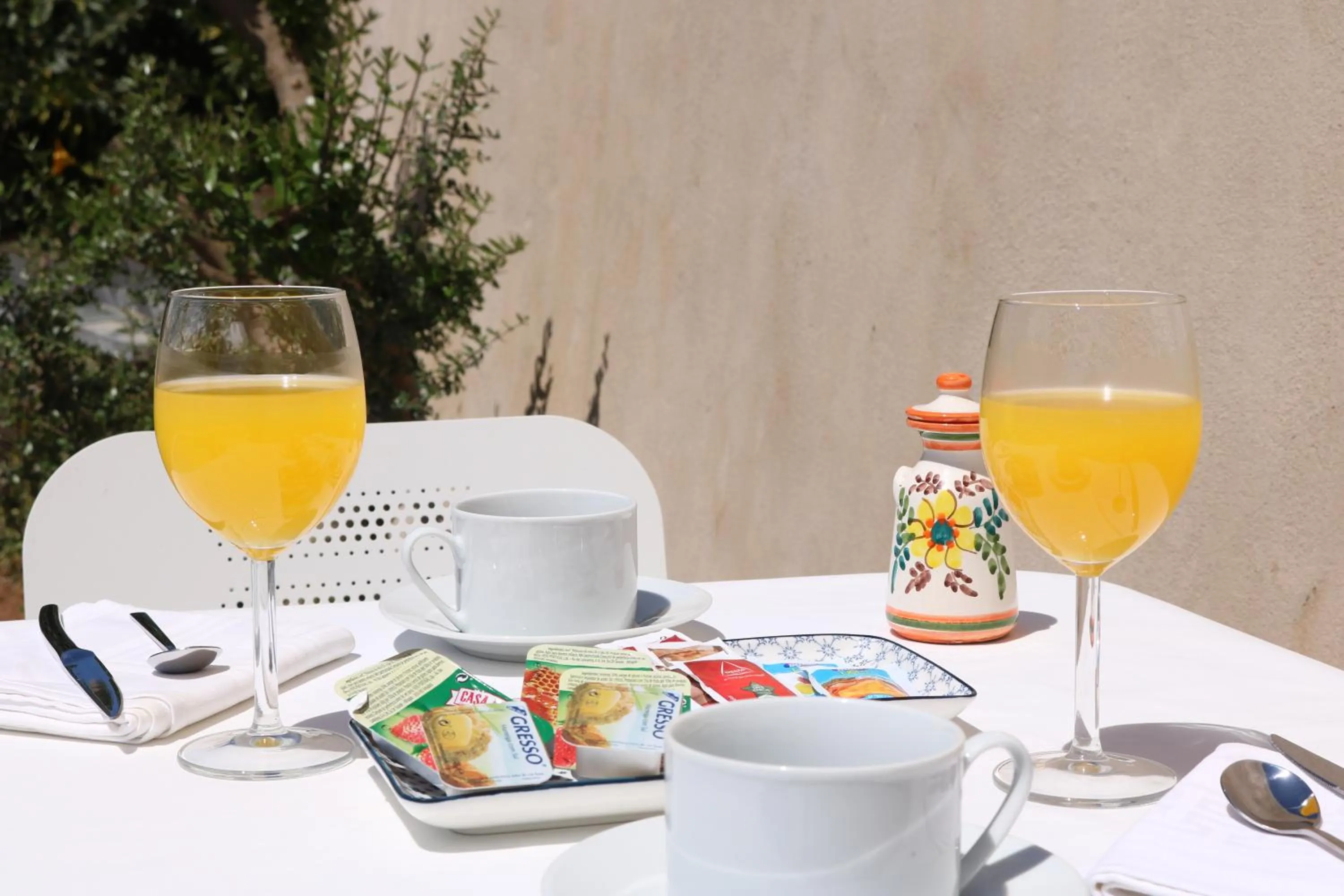 Spring in Casa Malpique