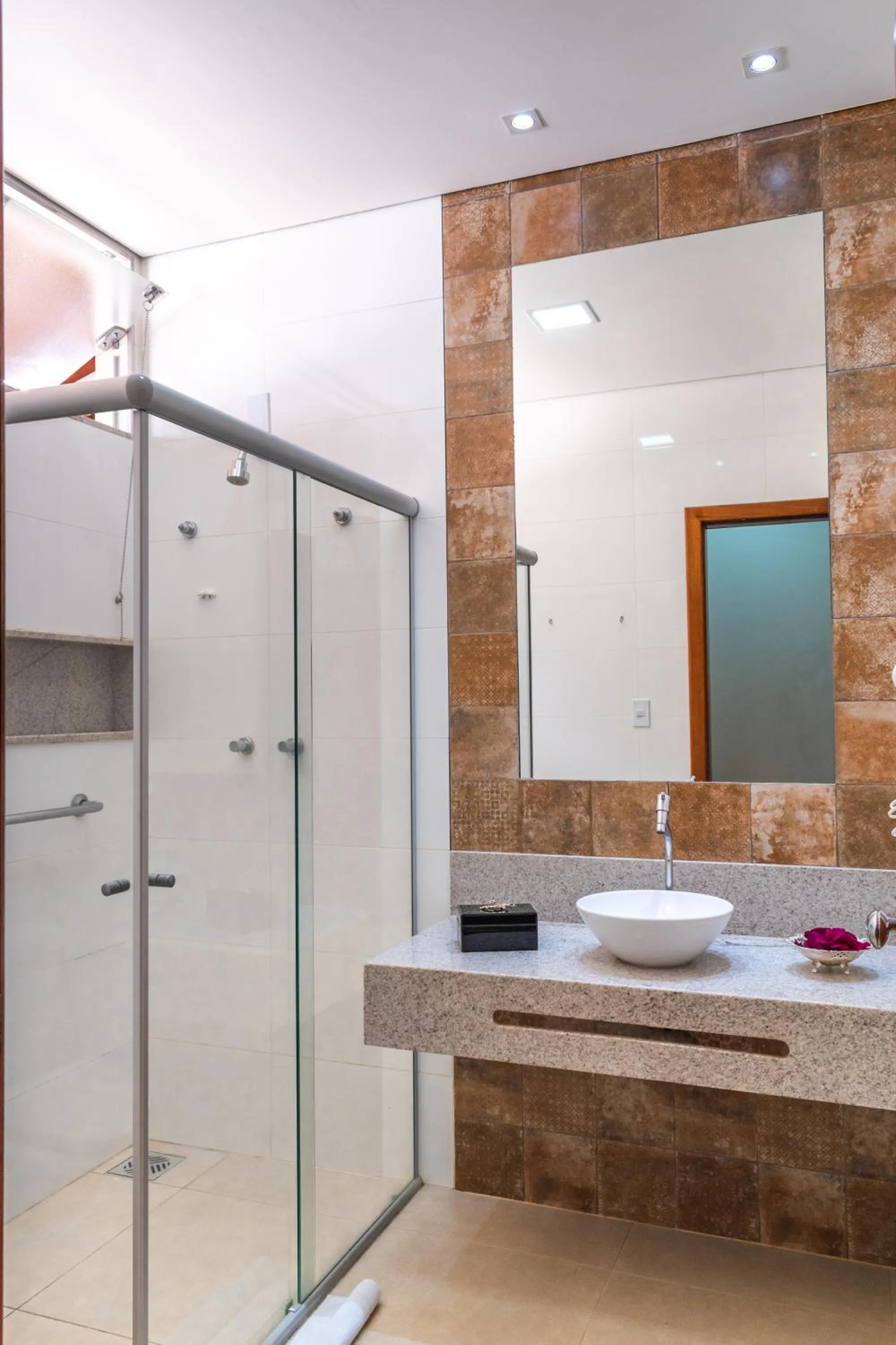 Bathroom in BellaMinas Pousada