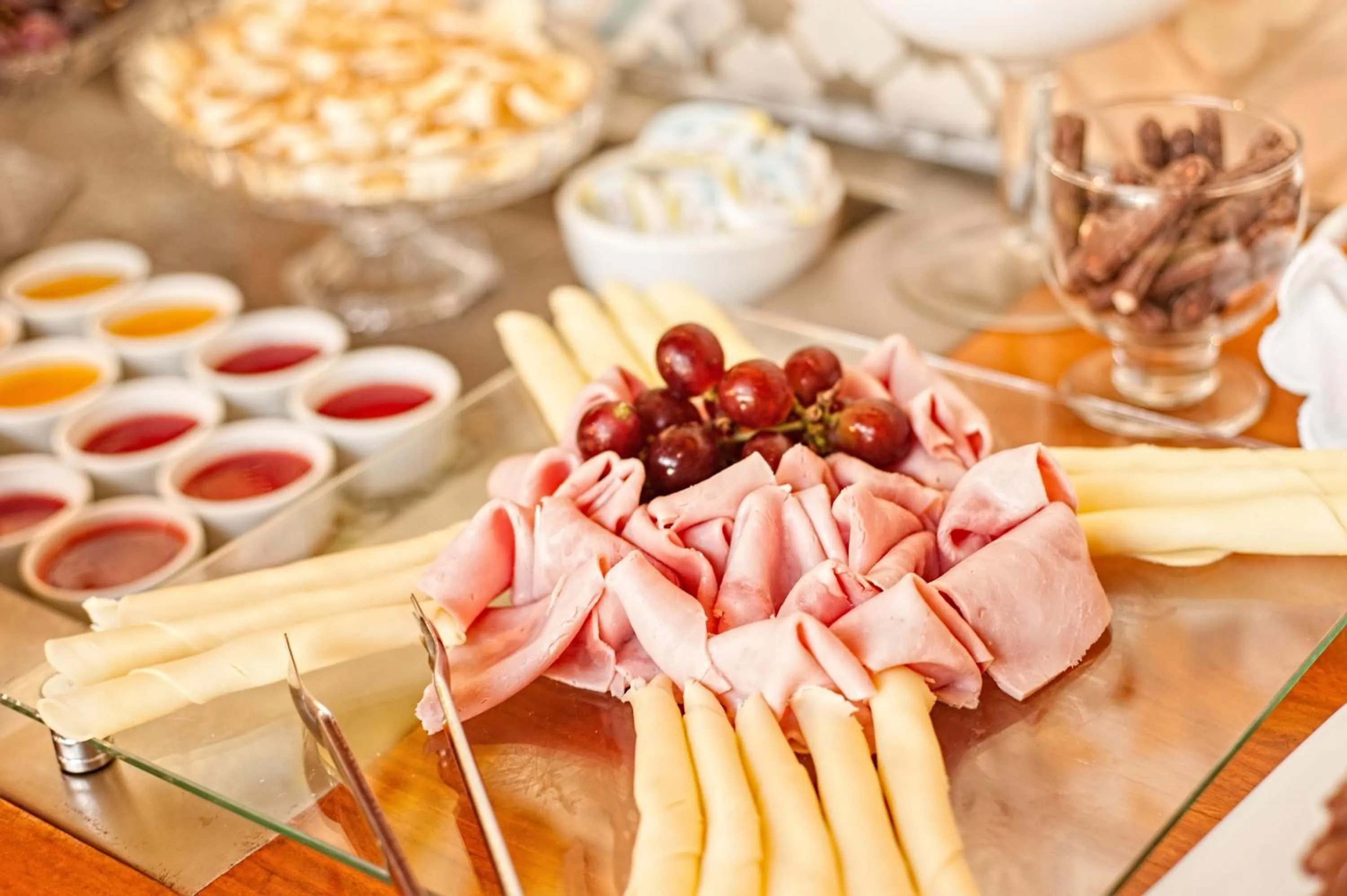 Buffet breakfast in BellaMinas Pousada