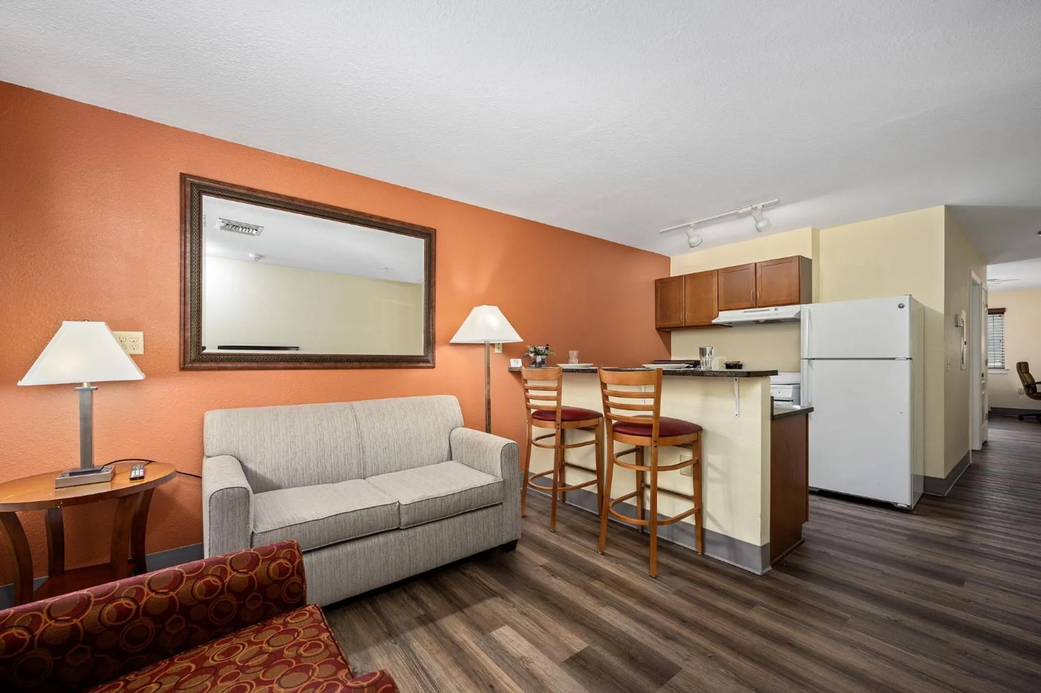 Living room in Affordable Suites of America Stafford Quantico