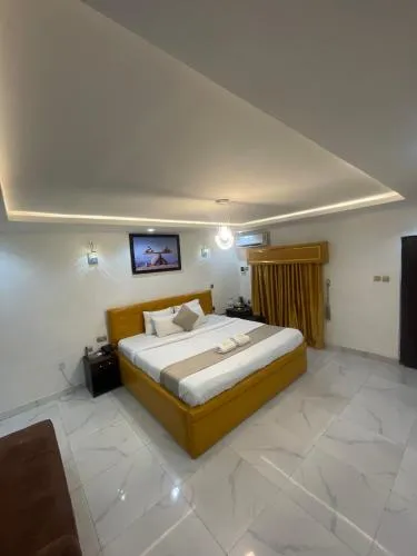 Maracana Luxury Hotel & Suites