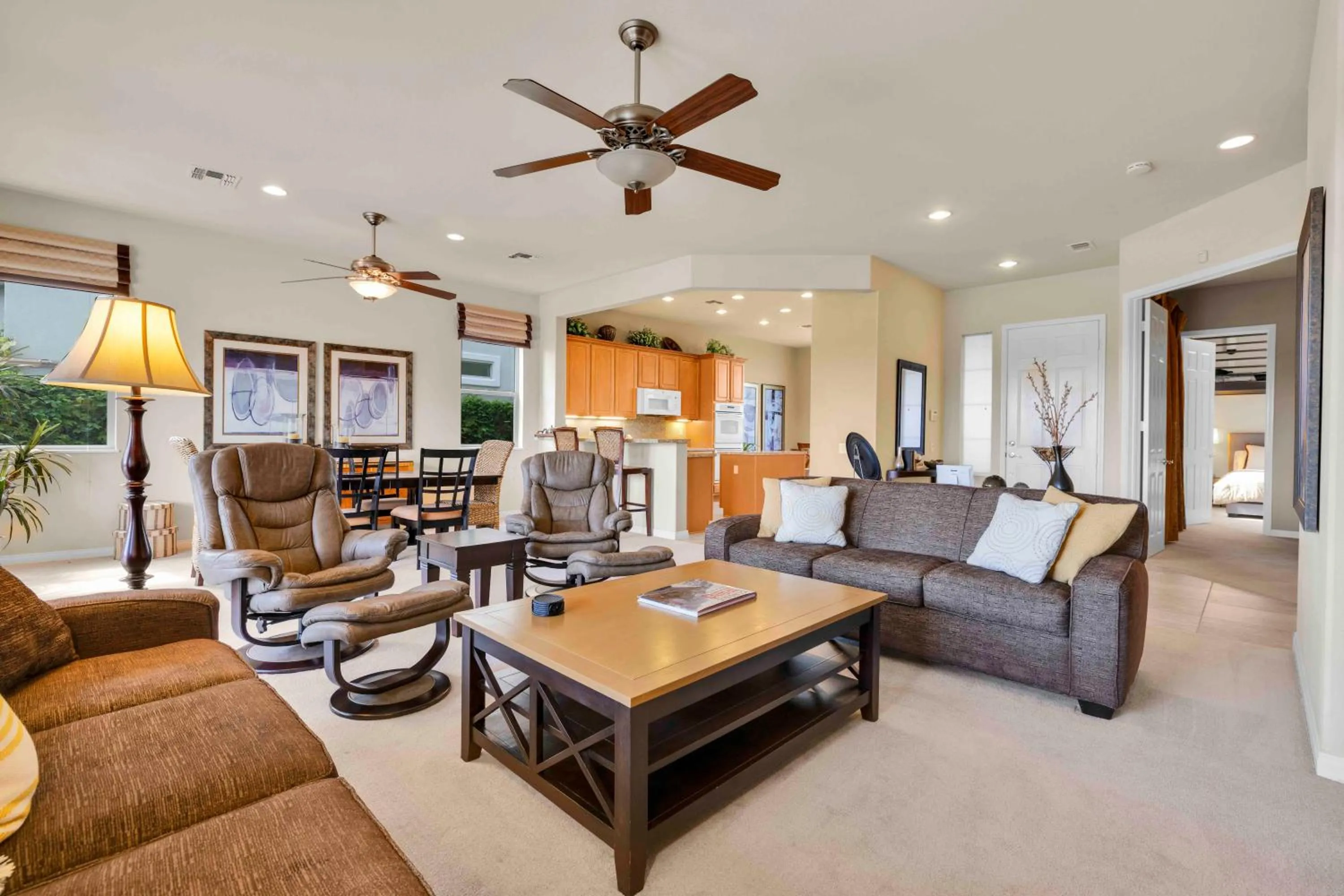 Living room in Desert Fairway Oasis